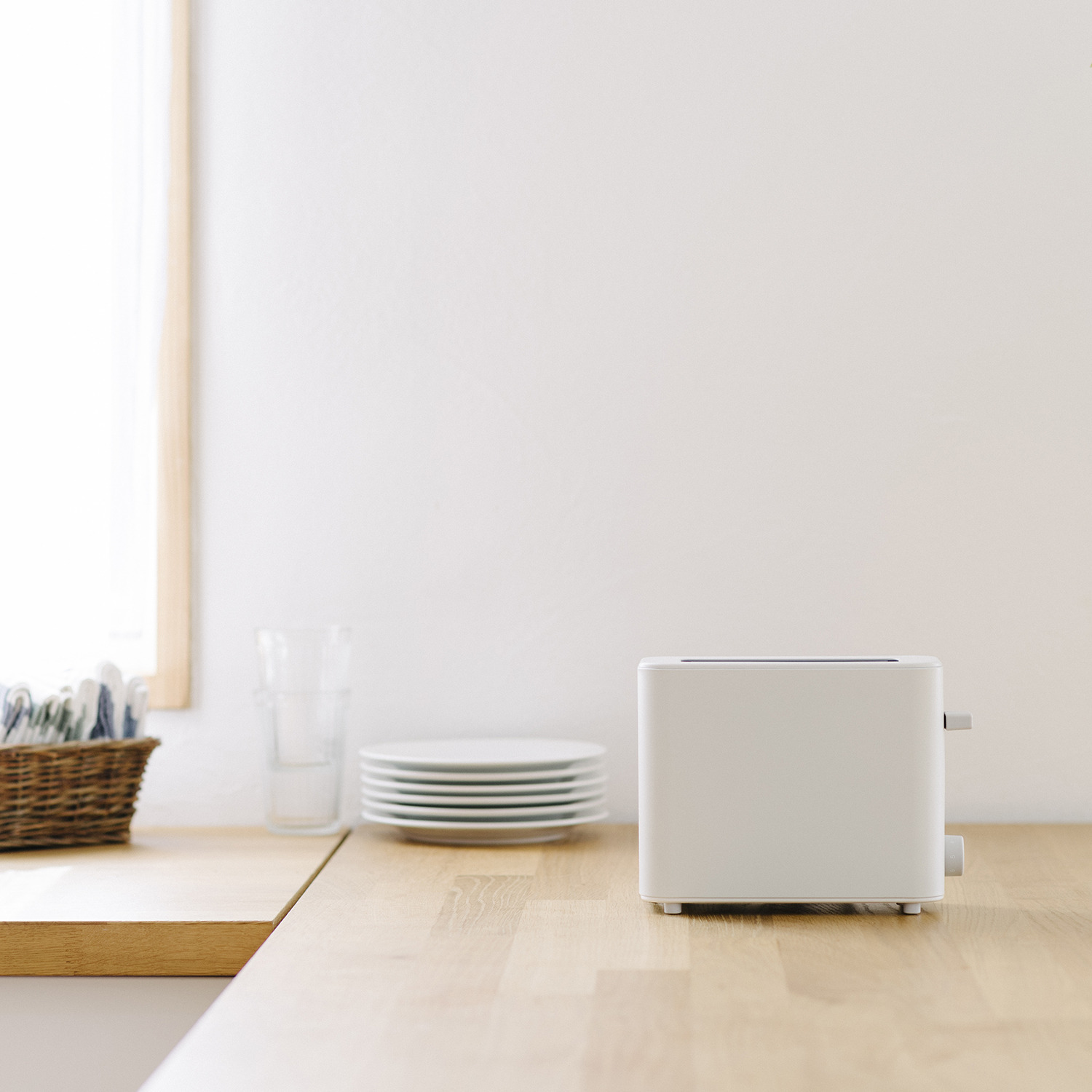 プラスマイナスゼロ 食パン４〜８枚切まで 焼ける！ コンパクトサイズ １枚焼き専用 ポップアップトースター ＸＫＴ−Ｖ０３０