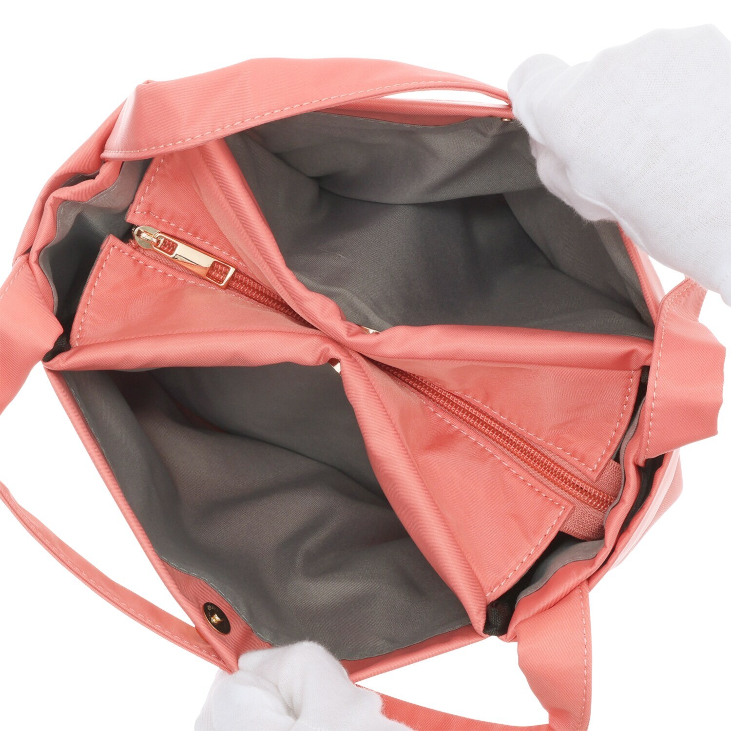 アンドカメリア 多ポケット 手提げバッグ