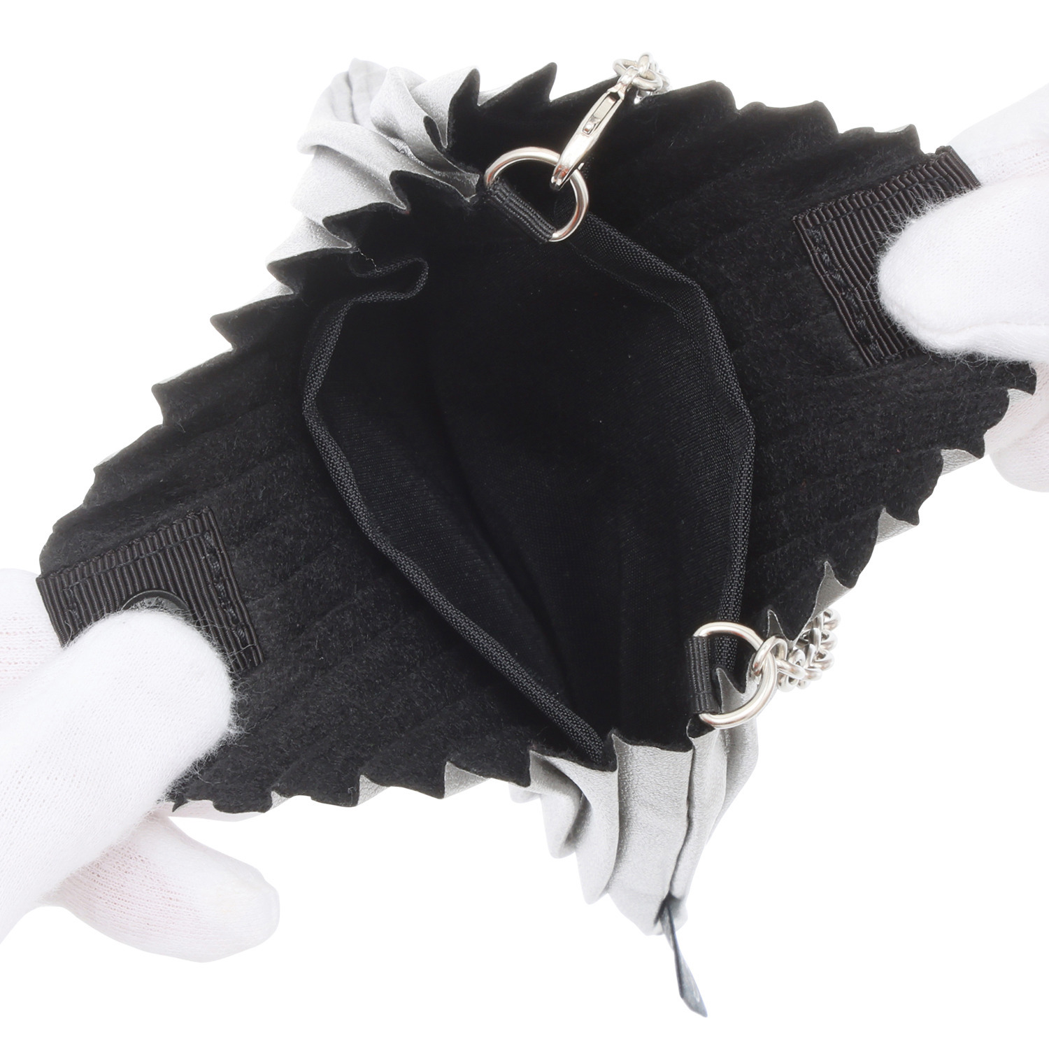 ディオニス 日本製　はっ水 スタイリッシュプリーツ 軽量ミニショルダーバッグ