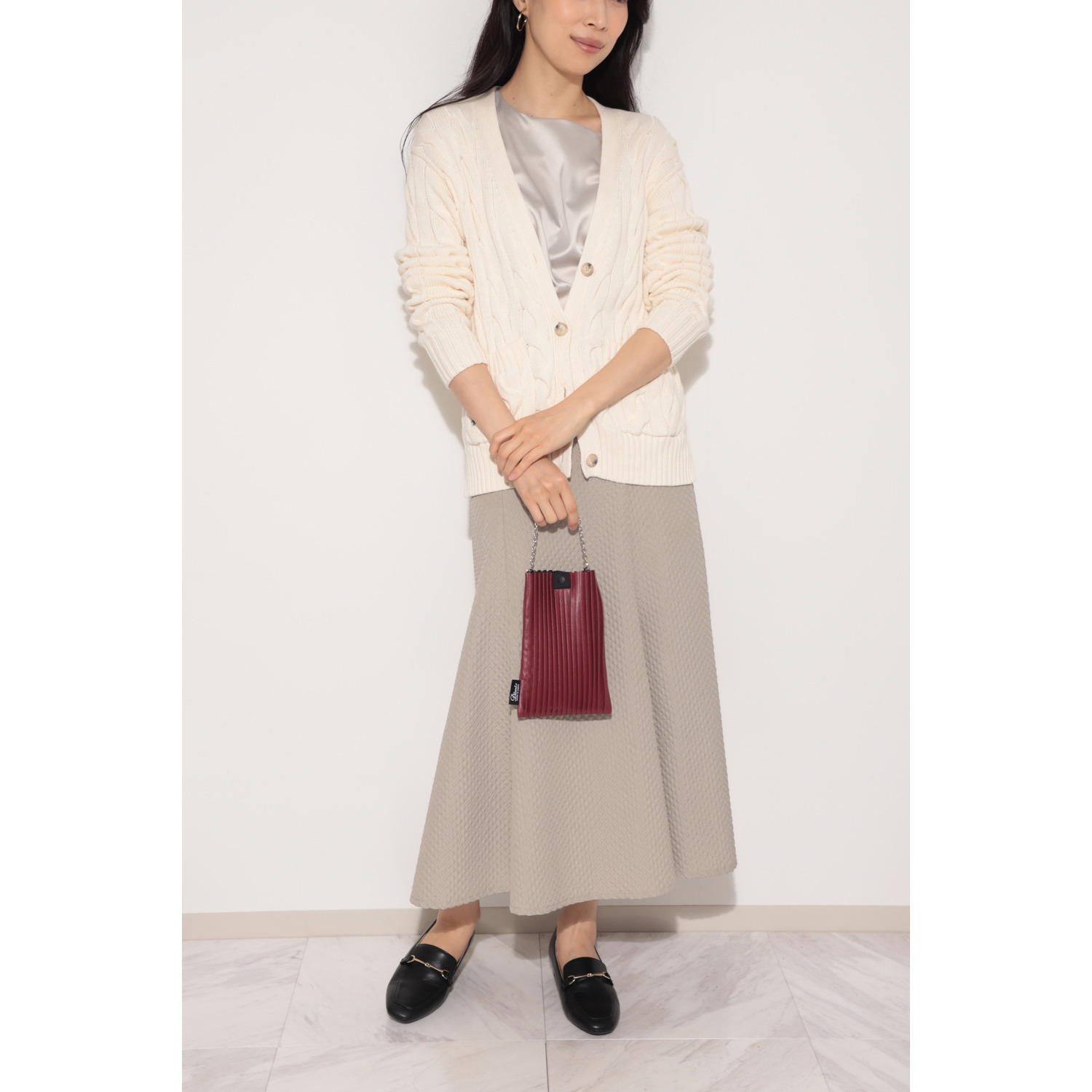 ディオニス 日本製　はっ水 スタイリッシュプリーツ 軽量ミニショルダーバッグ