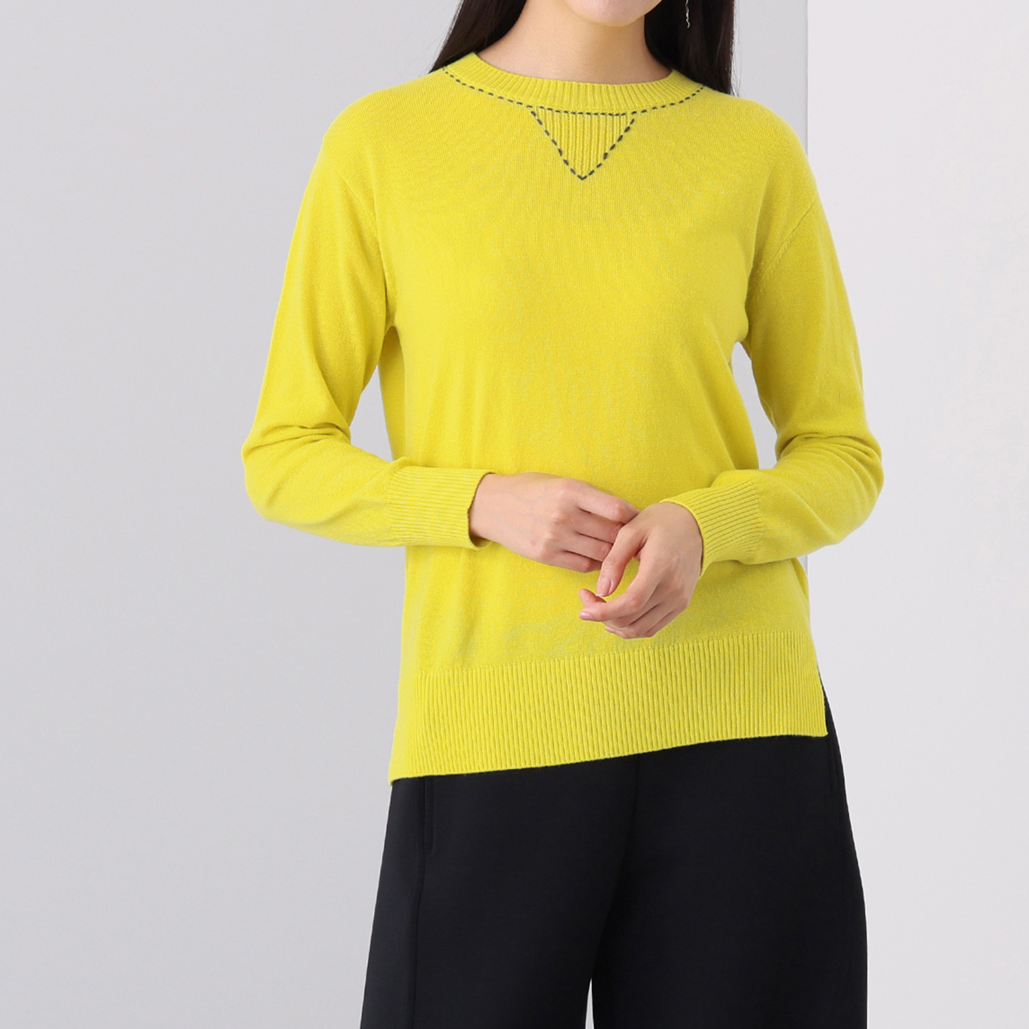 シャビージェンティール 襟元ハンドステッチ ニットプルオーバー