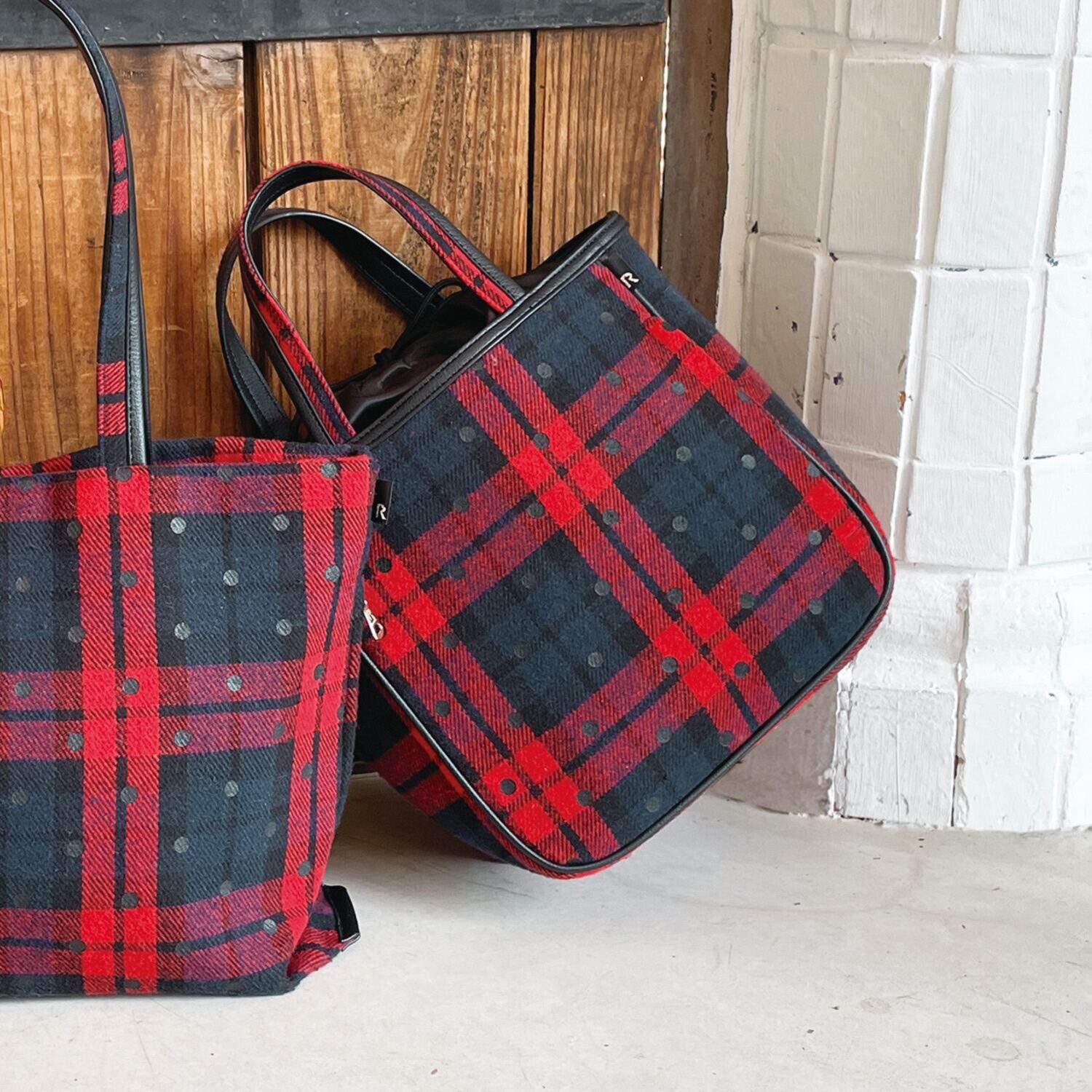 ルートート ドットチェックが 大人かわいい 巾着トートバッグ