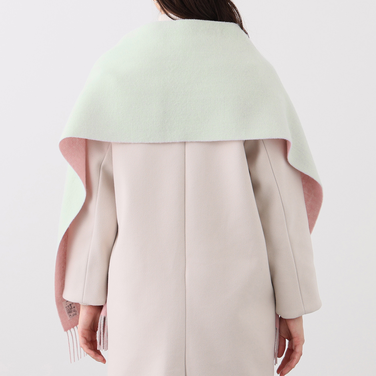 アクアスキュータム ウール１００％ ダブルフェイスマフラー