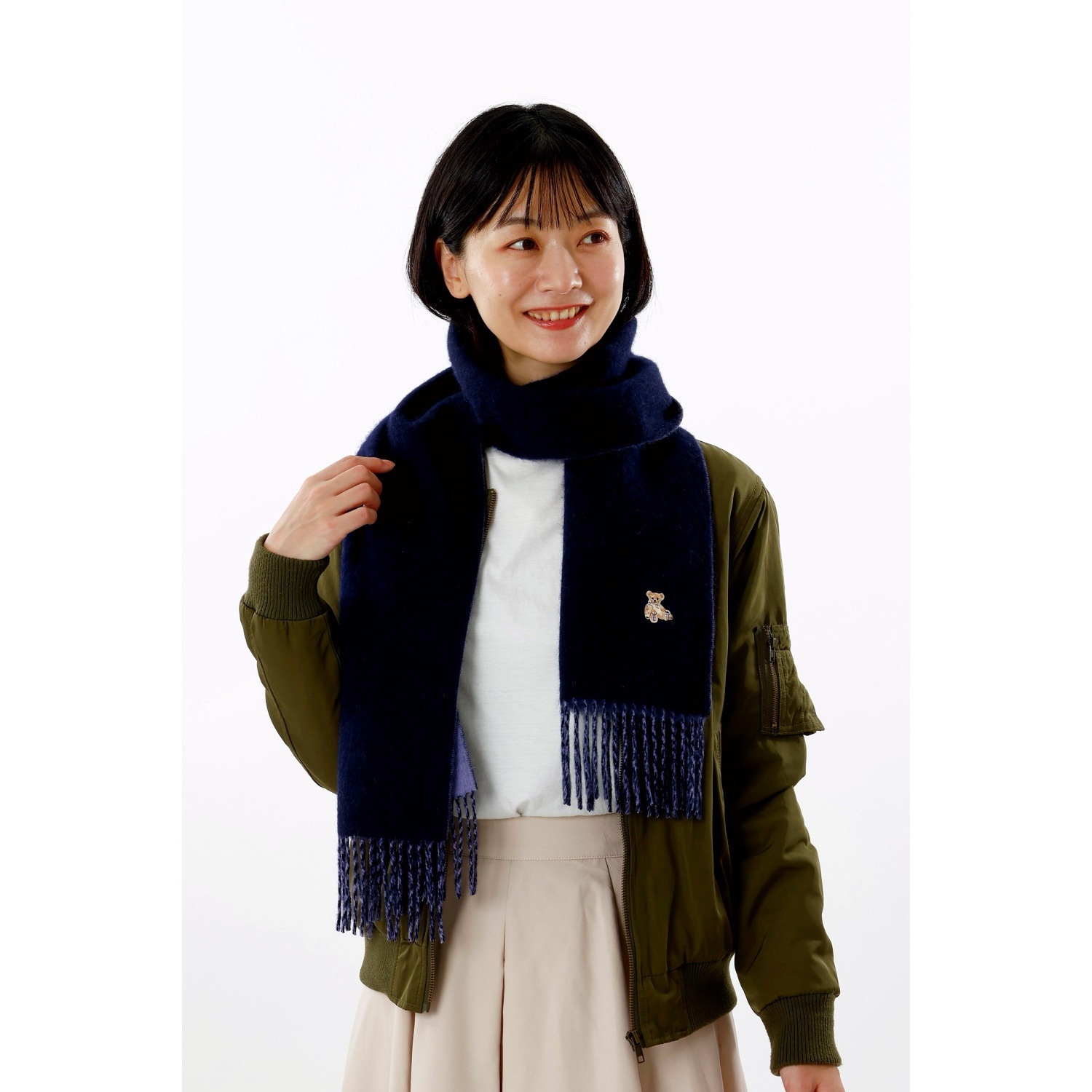 アクアスキュータム ウール１００％ ダブルフェイスマフラー