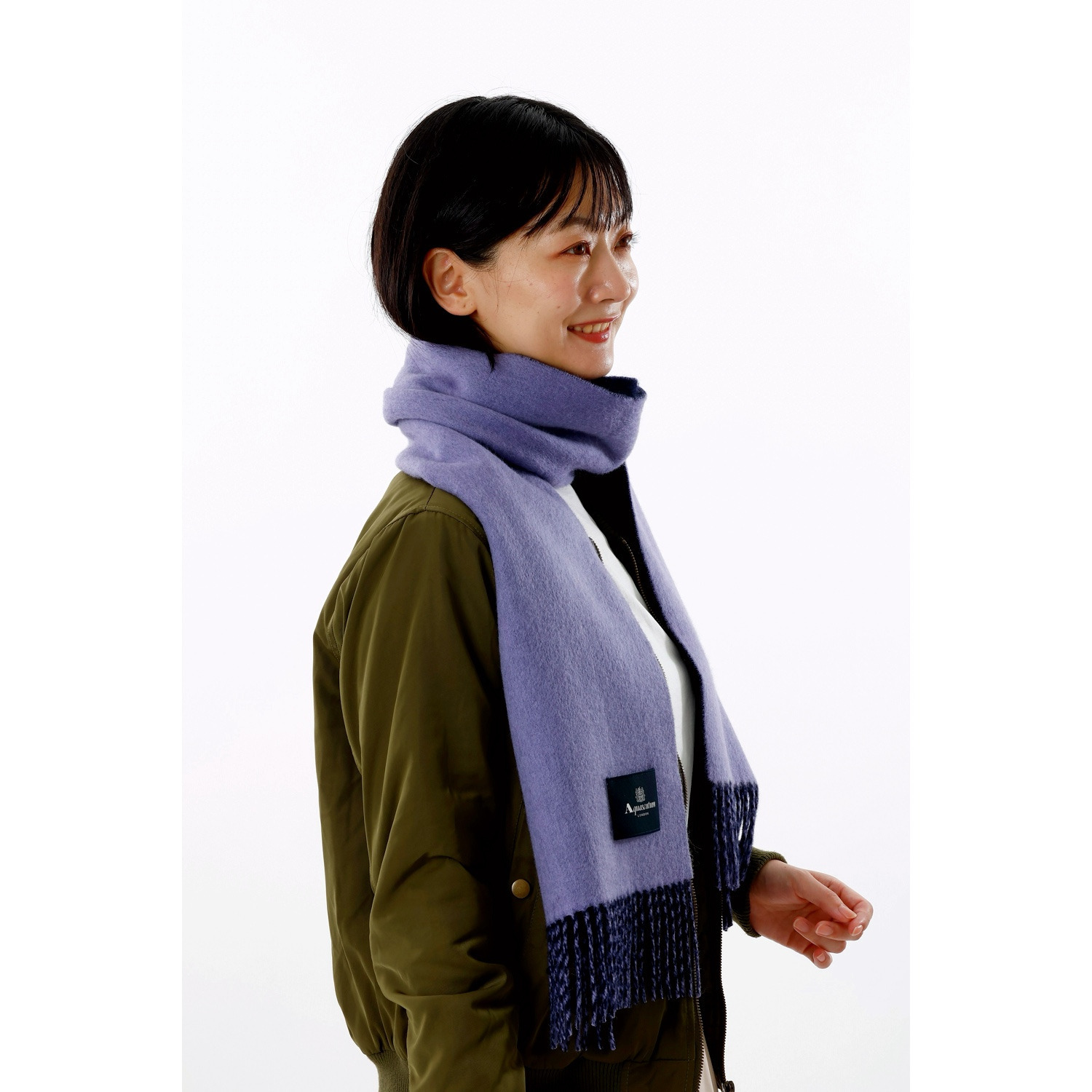 アクアスキュータム ウール１００％ ダブルフェイスマフラー