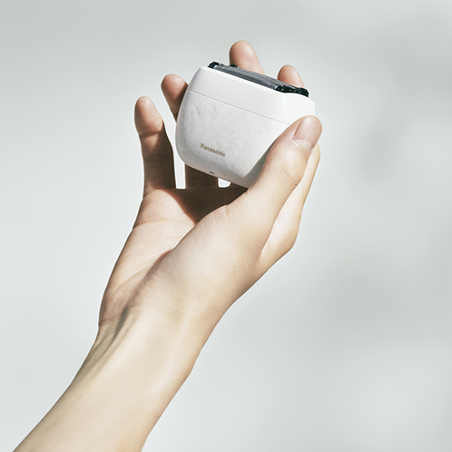 パナソニック 手のひらサイズに ５枚刃テクノロジーを凝縮 メンズシェーバー ラムダッシュ　パームイン ＥＳ−ＰＶ６Ａ