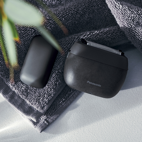 パナソニック 手のひらサイズに ５枚刃テクノロジーを凝縮 メンズシェーバー ラムダッシュ　パームイン ＥＳ−ＰＶ６Ａ