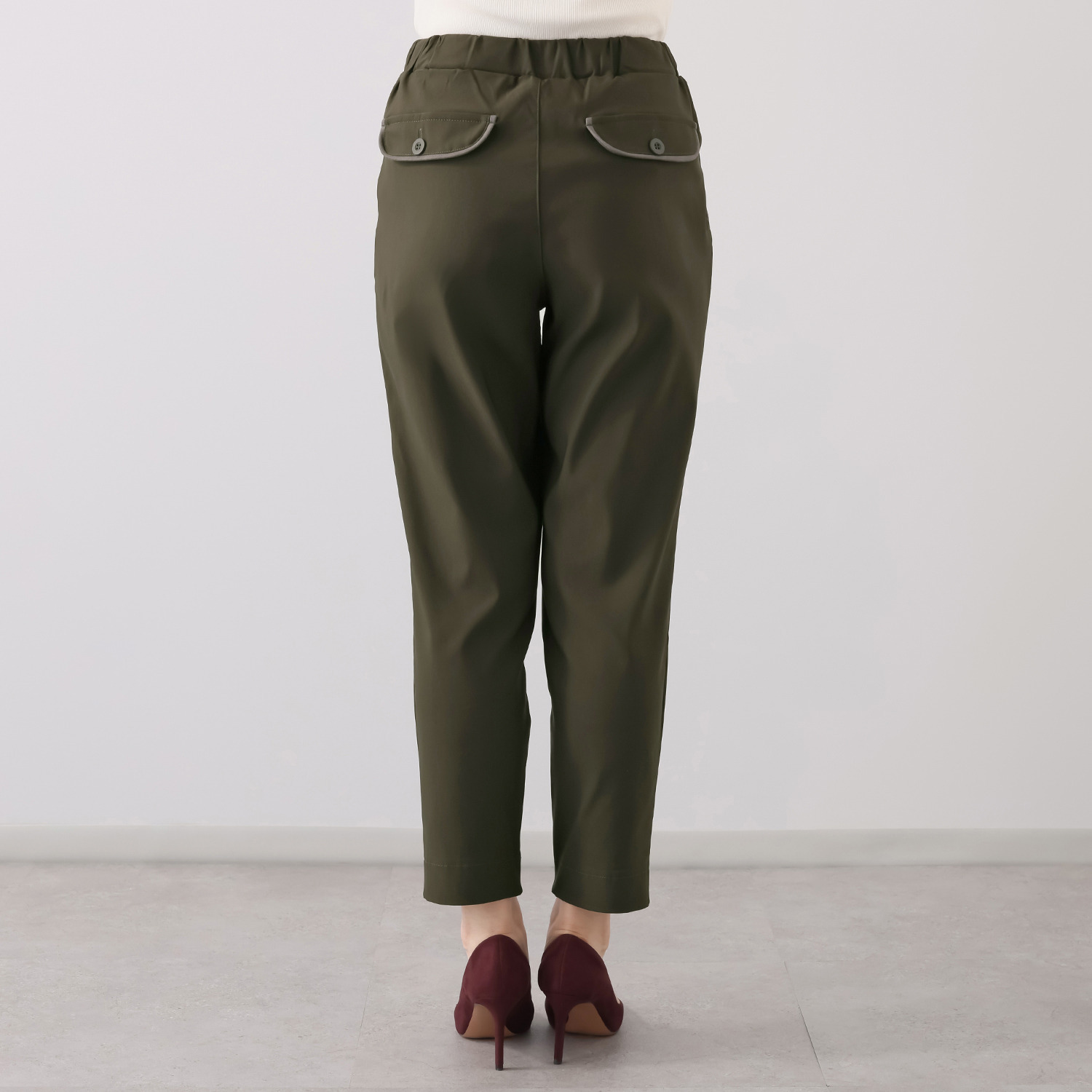 アトリエール ハイストレッチ テーパードパンツ