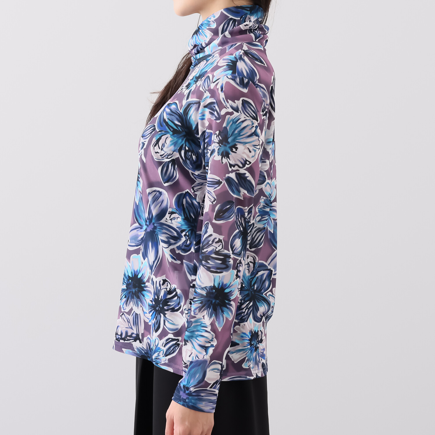 ダジュール パワーネットプリント ハイネックプルオーバー