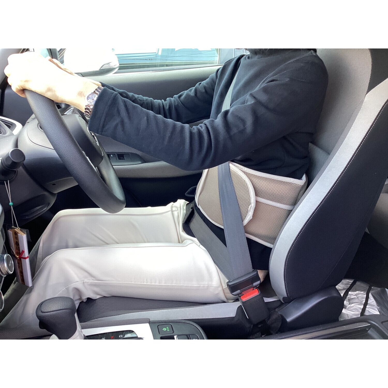 エクラスタイル 腰のすき間を埋めて支える リバーシブル 腰ピタンクッション