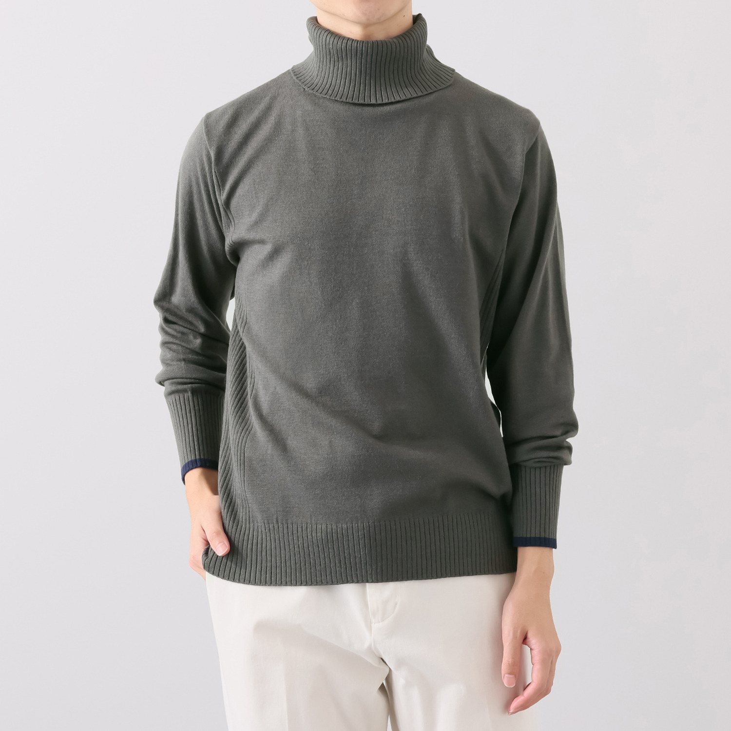 ラヴィーコンフォート 吸湿発熱 袖口配色＆リブアクセント タートルネック プルオーバー　＜メンズ＞