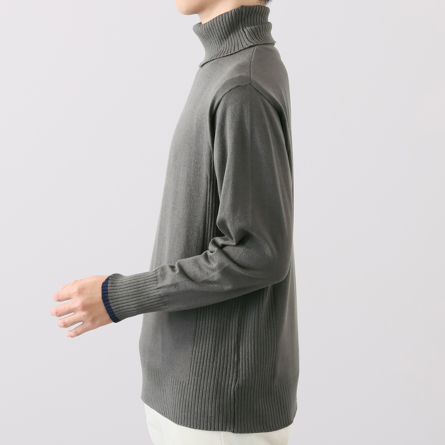 ラヴィーコンフォート 吸湿発熱 袖口配色＆リブアクセント タートルネック プルオーバー　＜メンズ＞
