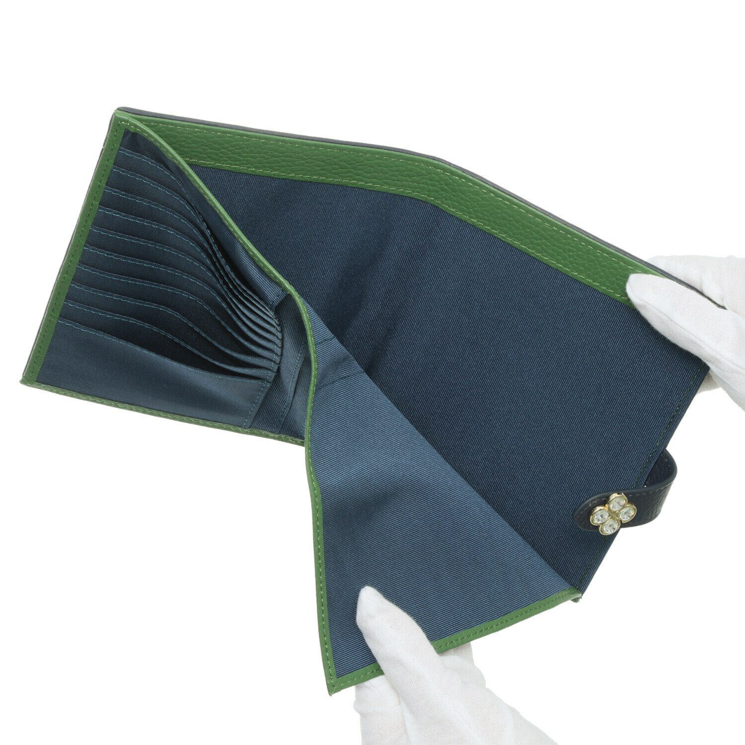 マリ・クレール イタリアンレザー お薬手帳も入る クローバーモティーフ マルチケース