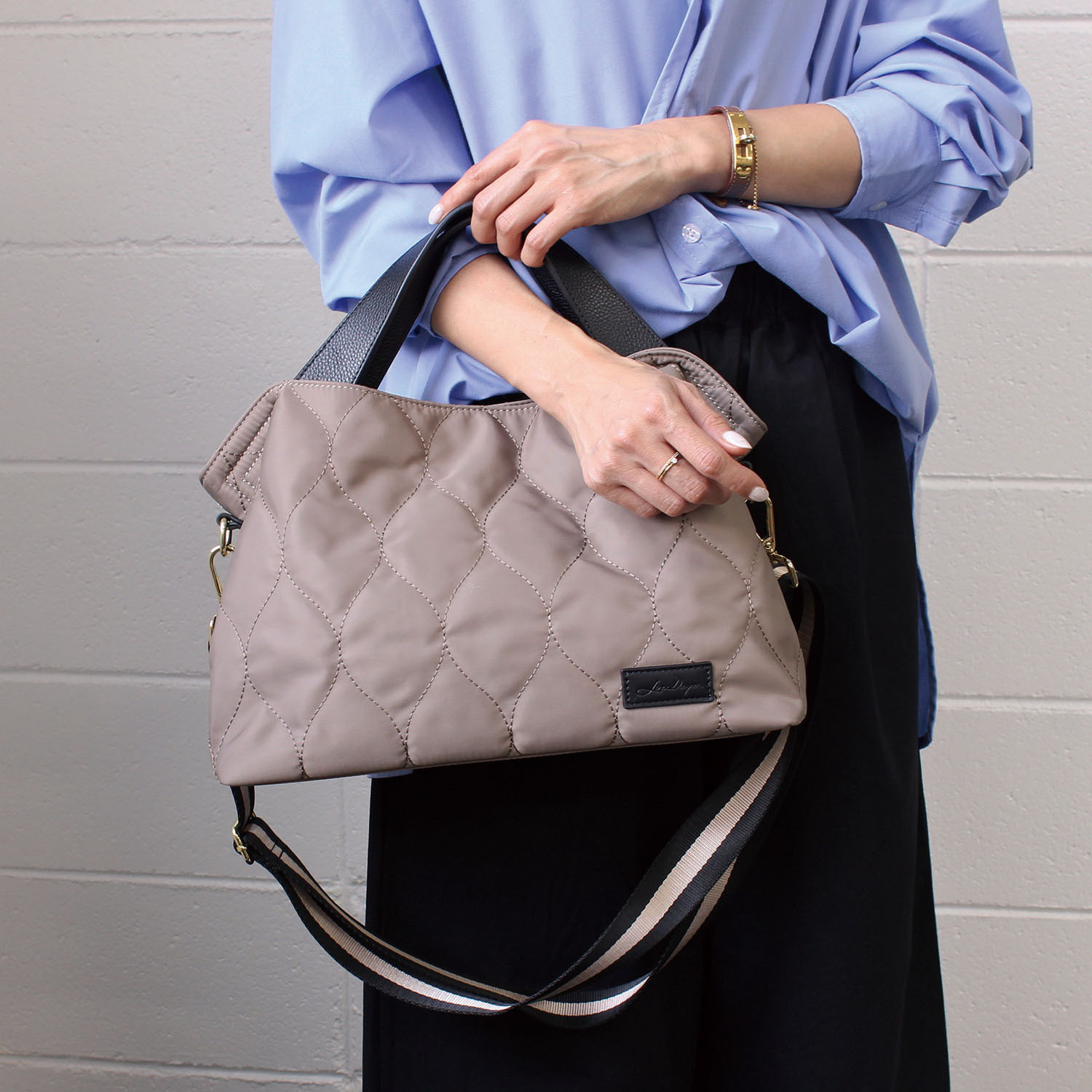 リズデイズ はっ水キルティング ２ウェイハンドバッグ