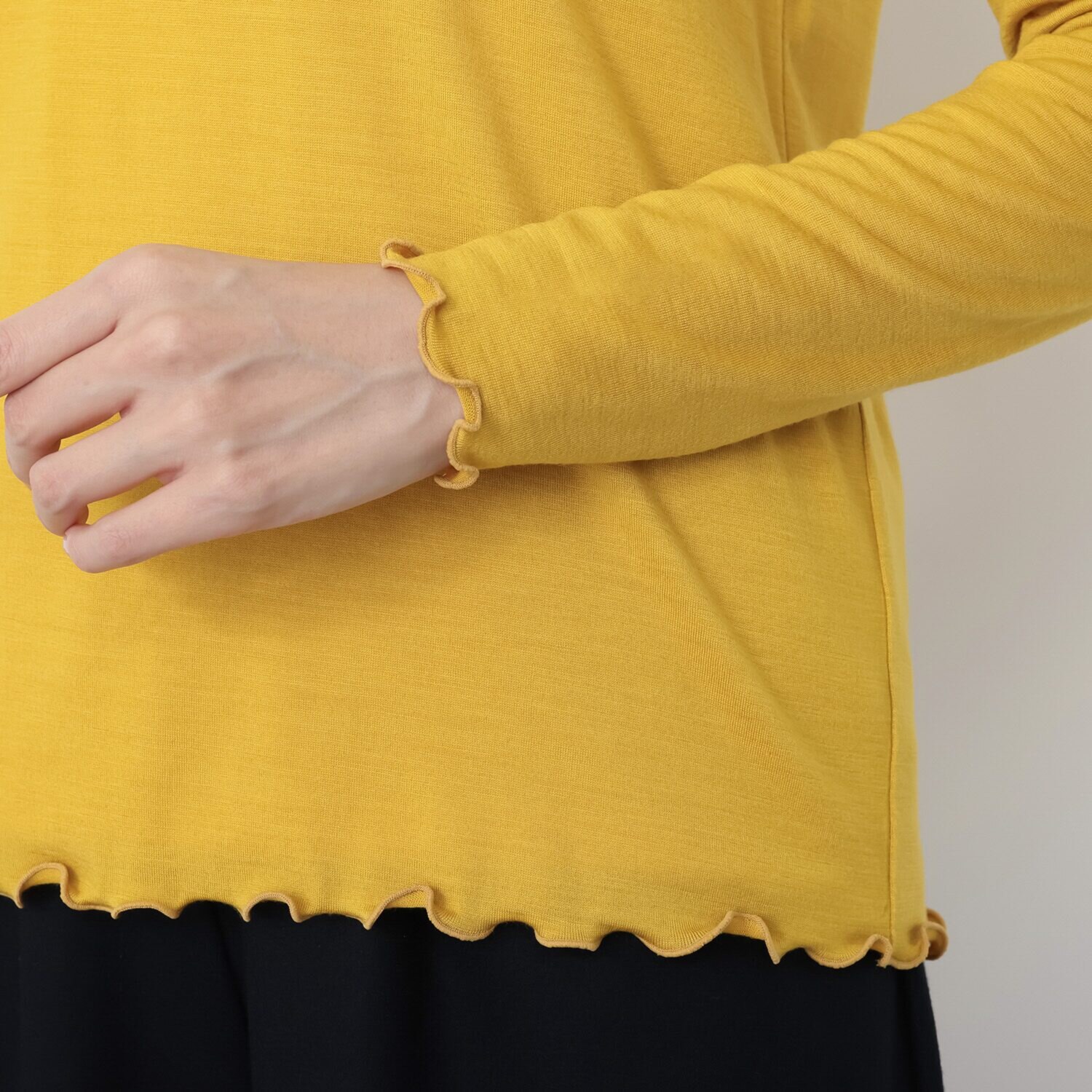 たおやか美 日本製 メリノウール１００％ 柔らかな風合い ウォッシャブル ハイネックプルオーバー