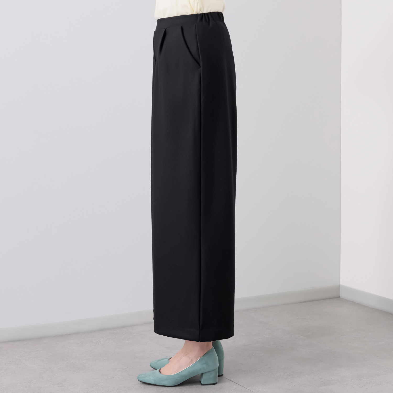 たおやか美 日本製 メリノウール１００％ ウォッシャブル ゆったり セミワイドパンツ