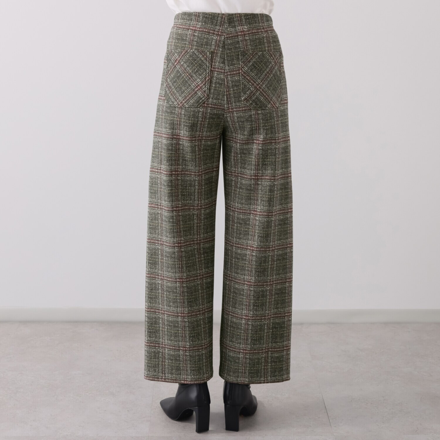 ピーツー 吸湿発熱・吸放湿 裏起毛セミワイドパンツ