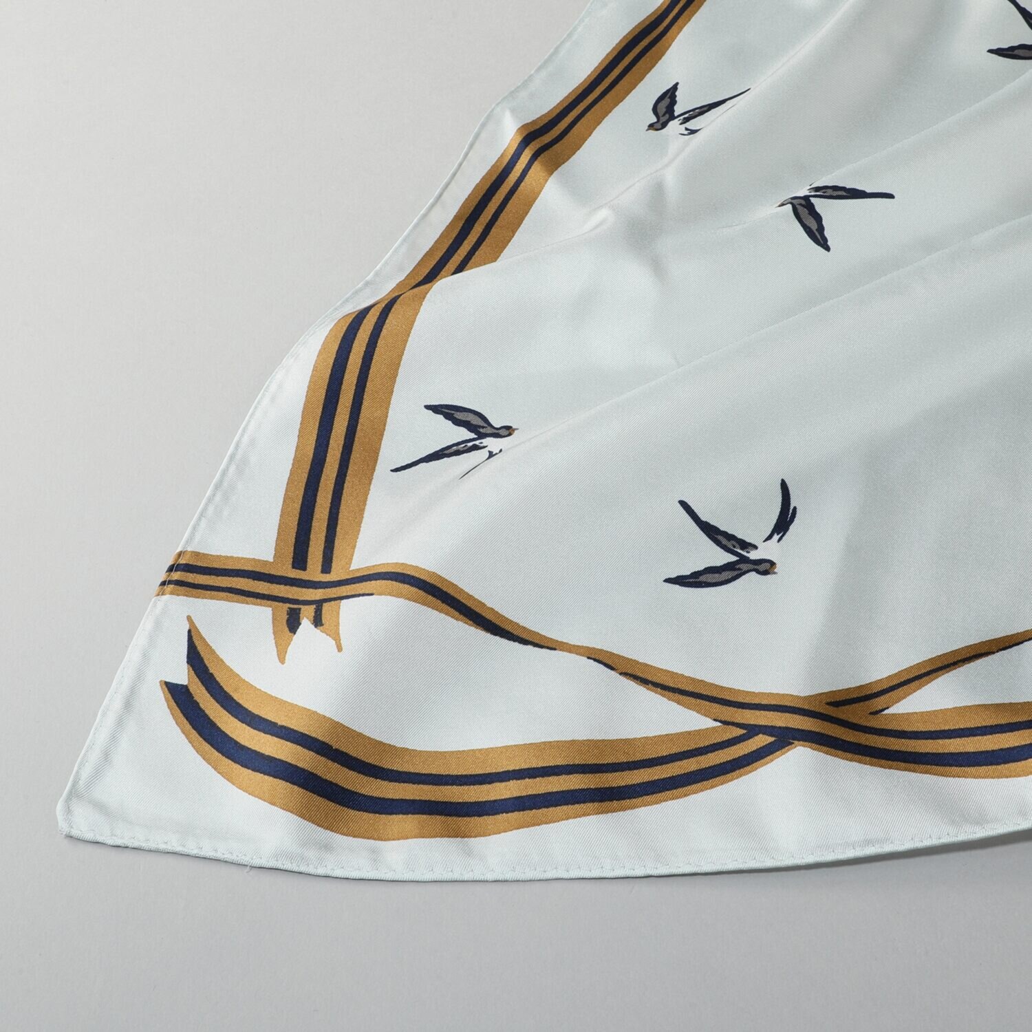 タマミ　ワタナベ スカーフの色はお任せ！ シルクスカーフ＆ トートバッグ