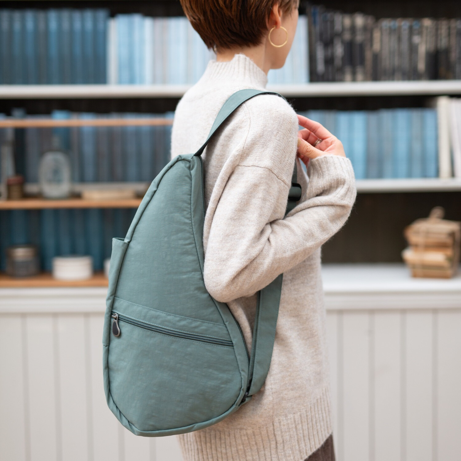 ヘルシーバックバッグ ポーチ付　はっ水 テクスチャードナイロン ボディーバッグ