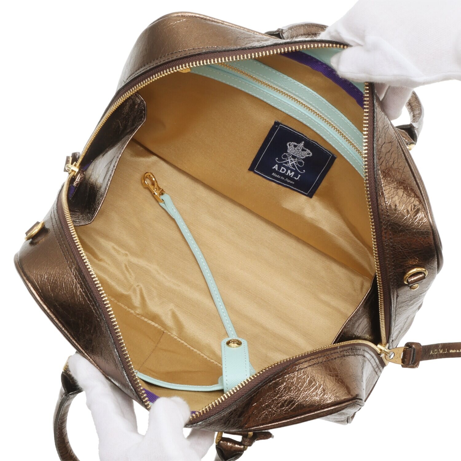 エーディーエムジェイ イタリアンレザー クラックメタル ２ウェイボストンバッグ ＜２８ｃｍ＞