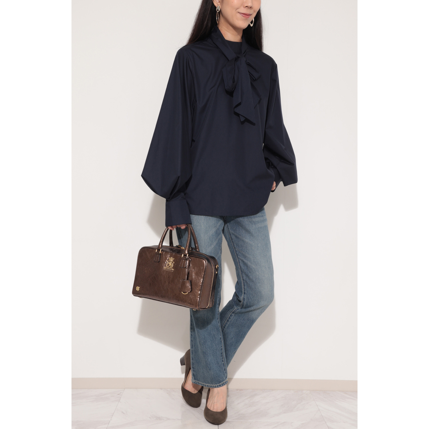 エーディーエムジェイ イタリアンレザー クラックメタル ２ウェイボストンバッグ ＜２８ｃｍ＞