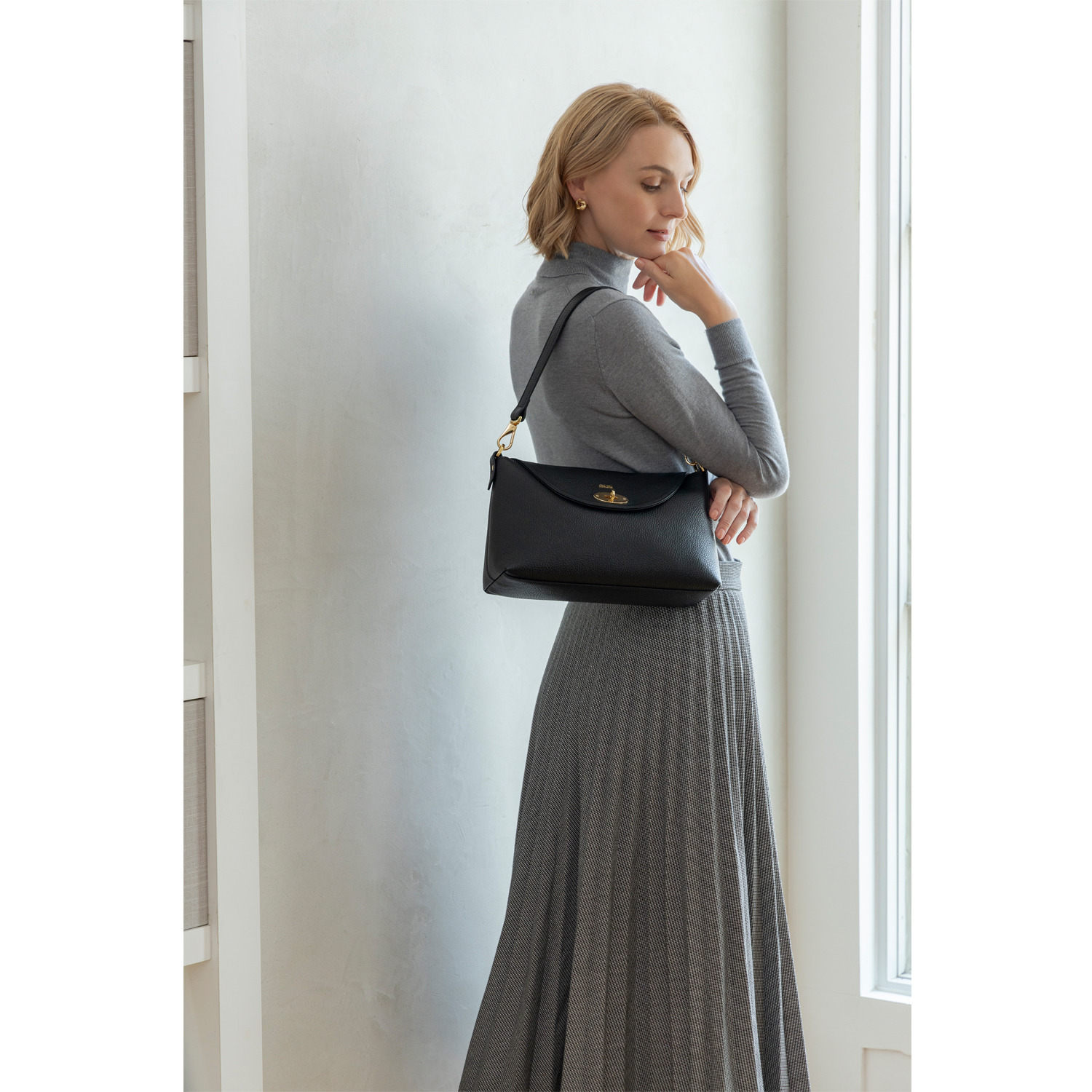 ジウディ ＜イタリア製＞ マストロット社製牛革 ２ウェイハンドバッグ