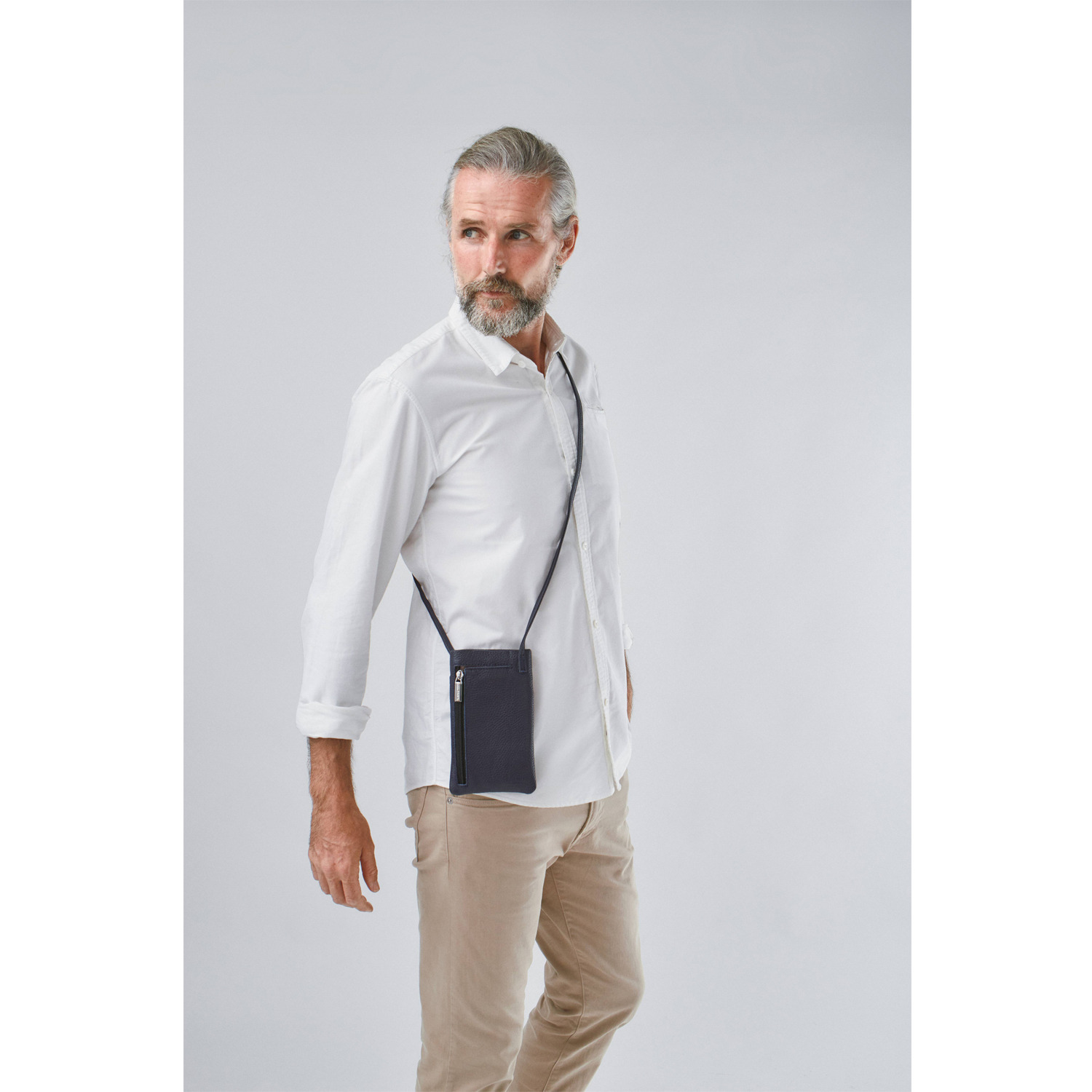 ジウディ ＜イタリア製＞ マストロット社製牛革 ストラップ付 ミニマムポーチ