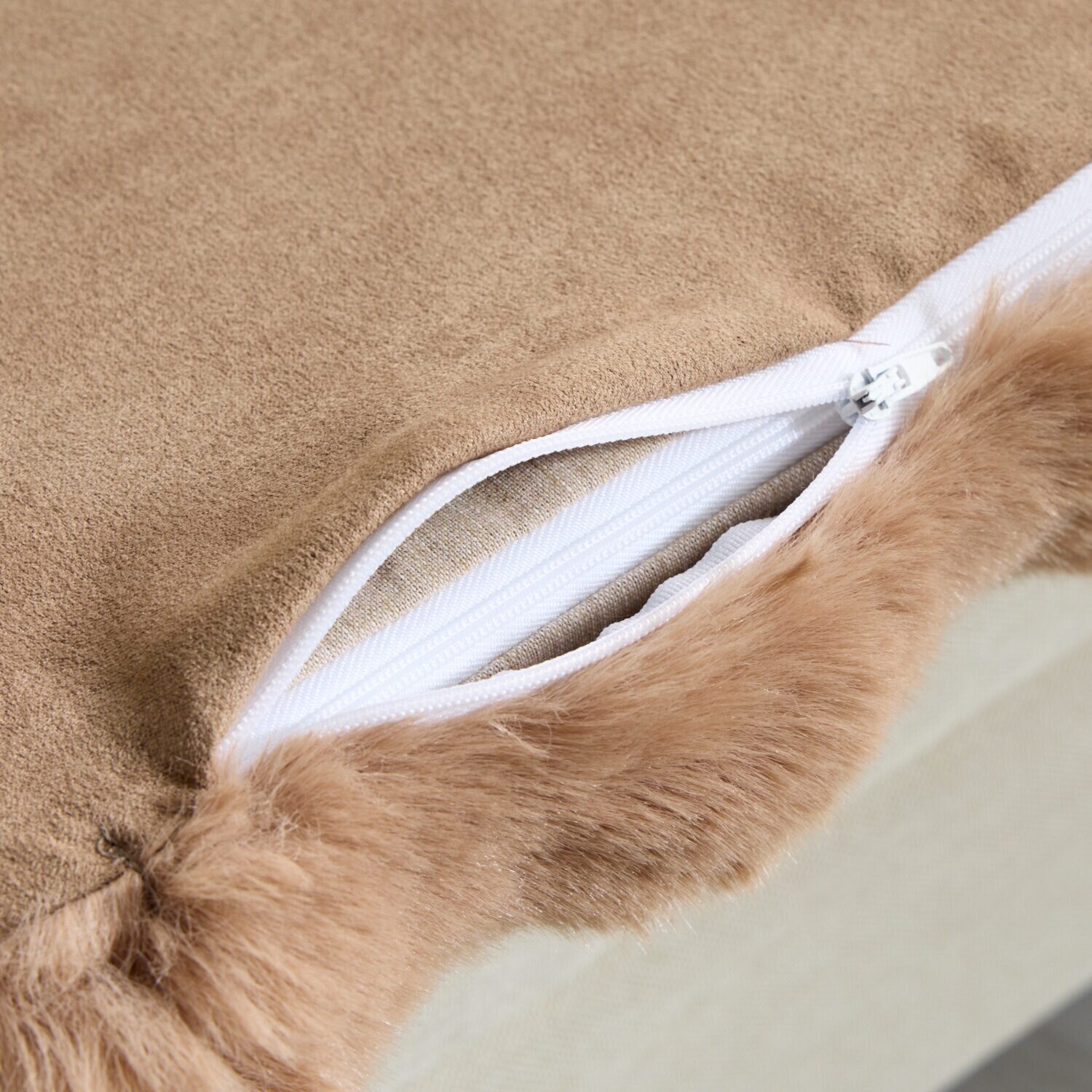 ソファーの座面に敷いて 快適な座り心地復活！ ふわふわファータッチ 復活ソファーシート ＜３人掛用＞