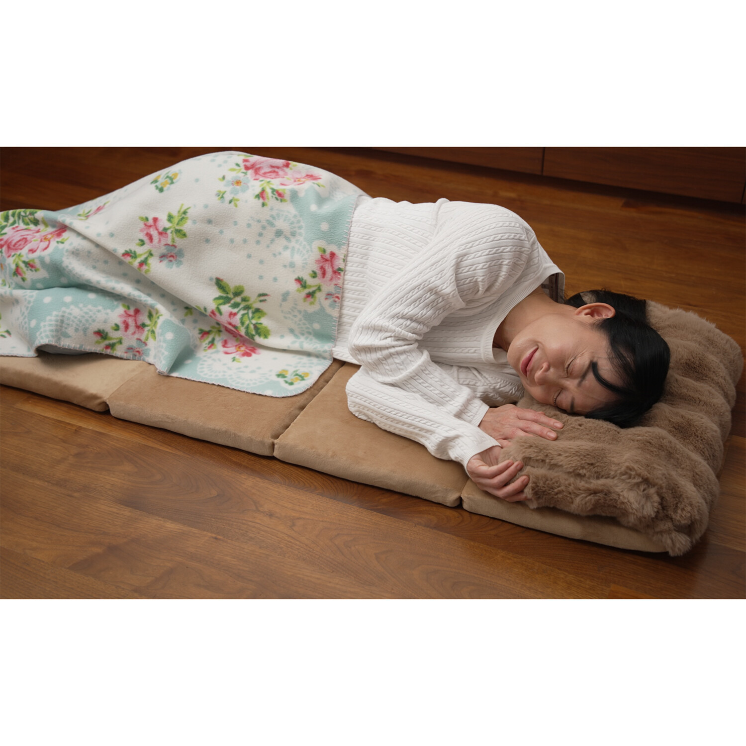 エアーフロウムで 寝心地抜群！ ファータッチアクセント 折りたためるお昼寝マット