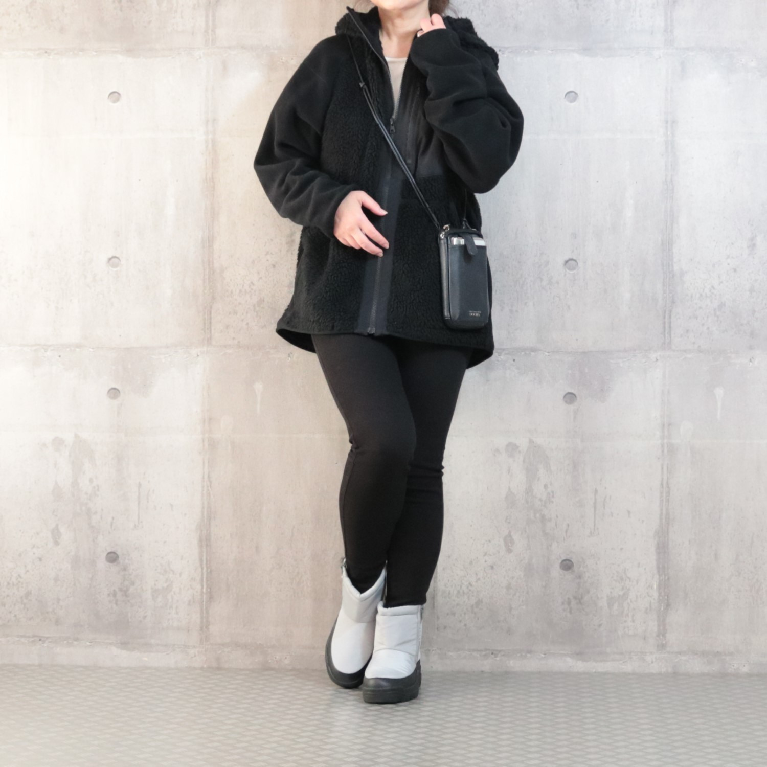 ＧＥＲＲＹ 防水・はっ水 ファスナーで履きやすい スパイク付ショートブーツ