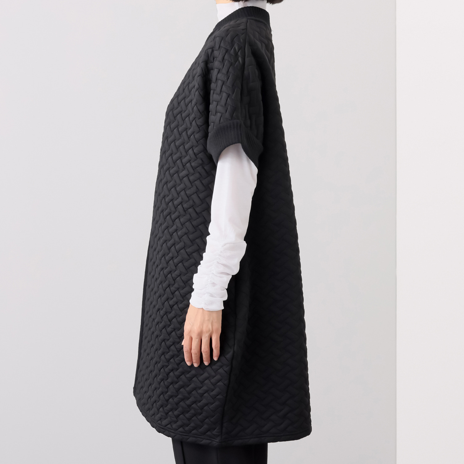 コイビトミサキ　ブラック 異素材切替 チュニックプルオーバー