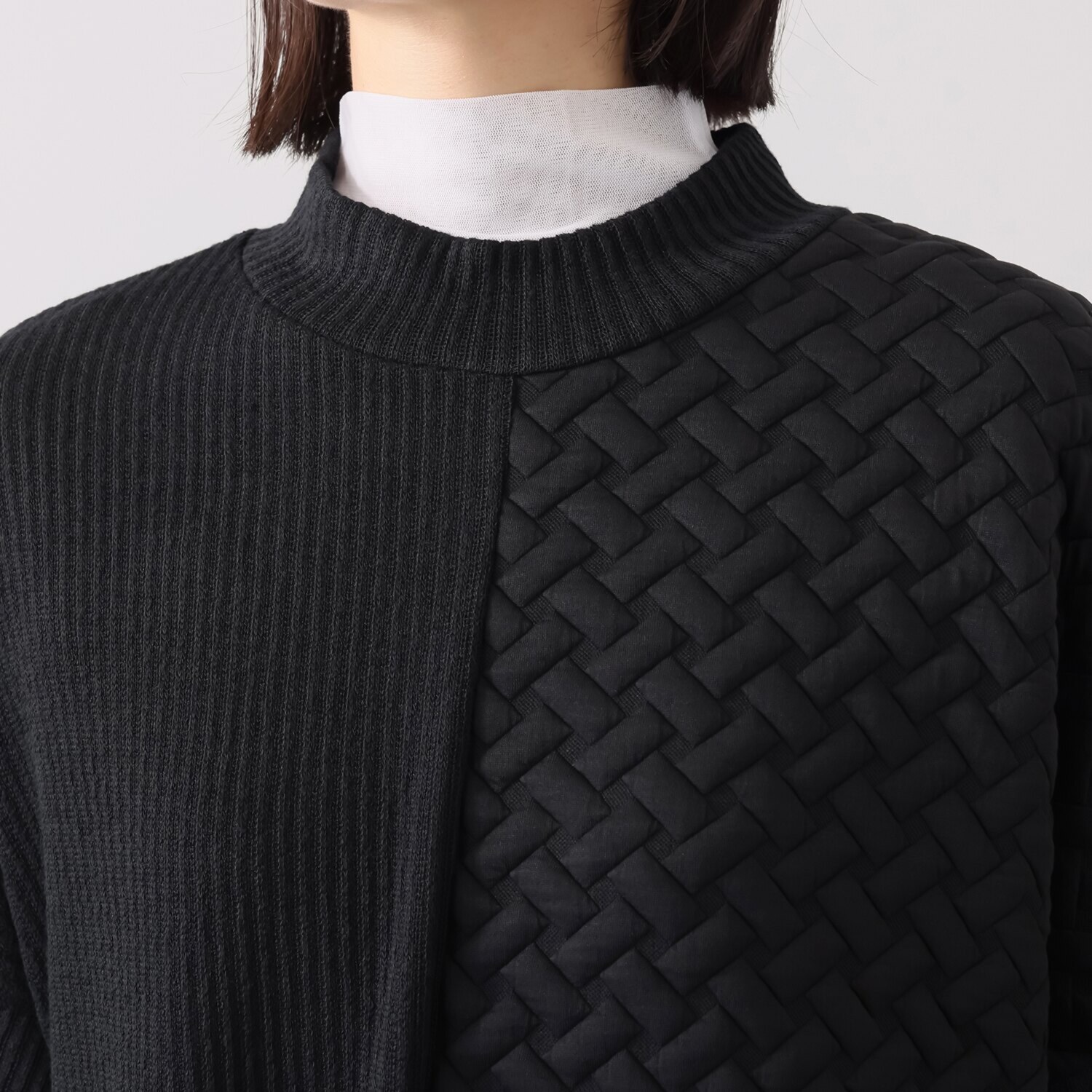 コイビトミサキ　ブラック 異素材切替 チュニックプルオーバー