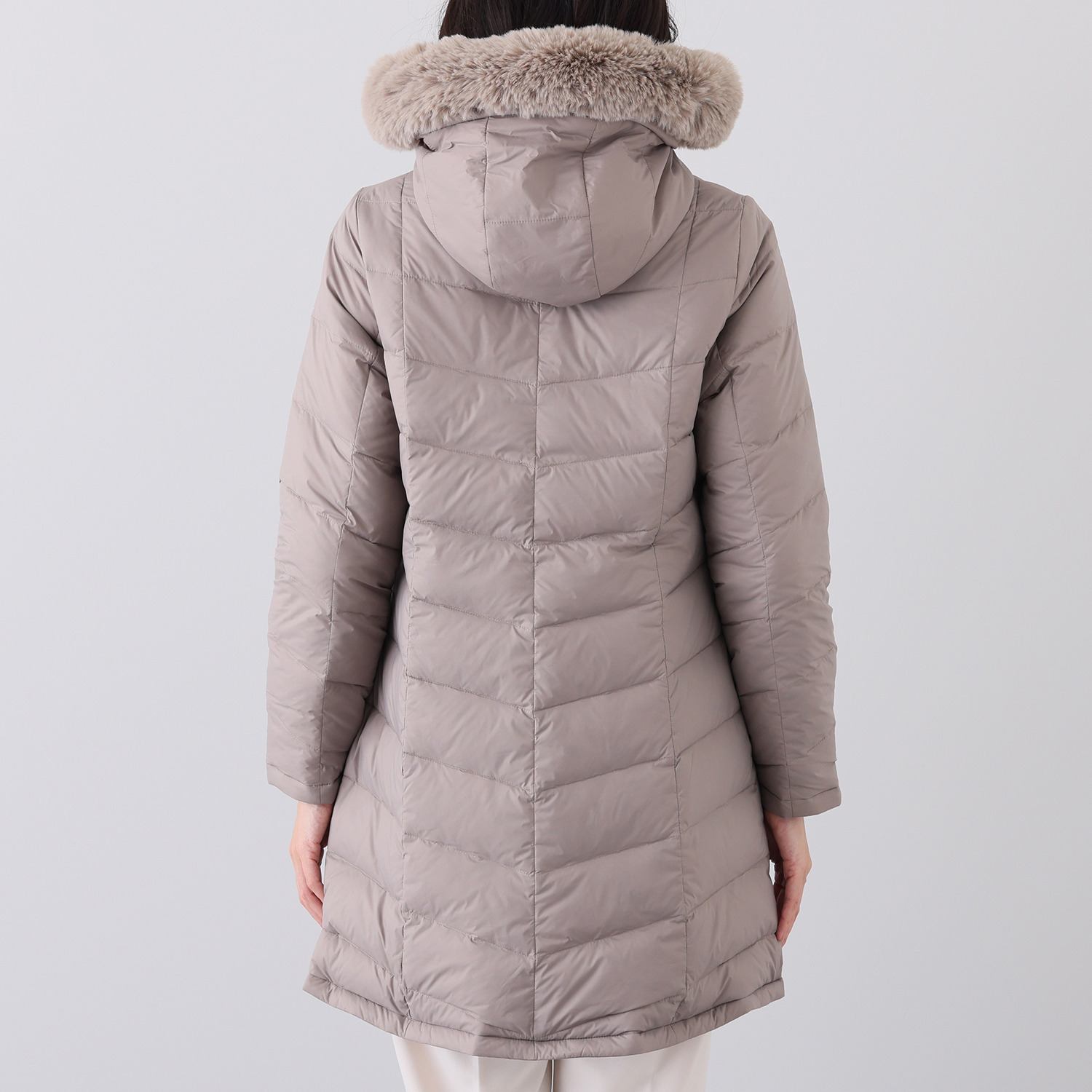 メルヴェイユ　ヴァント エコファー付 軽量リバーシブル フードダウンコート