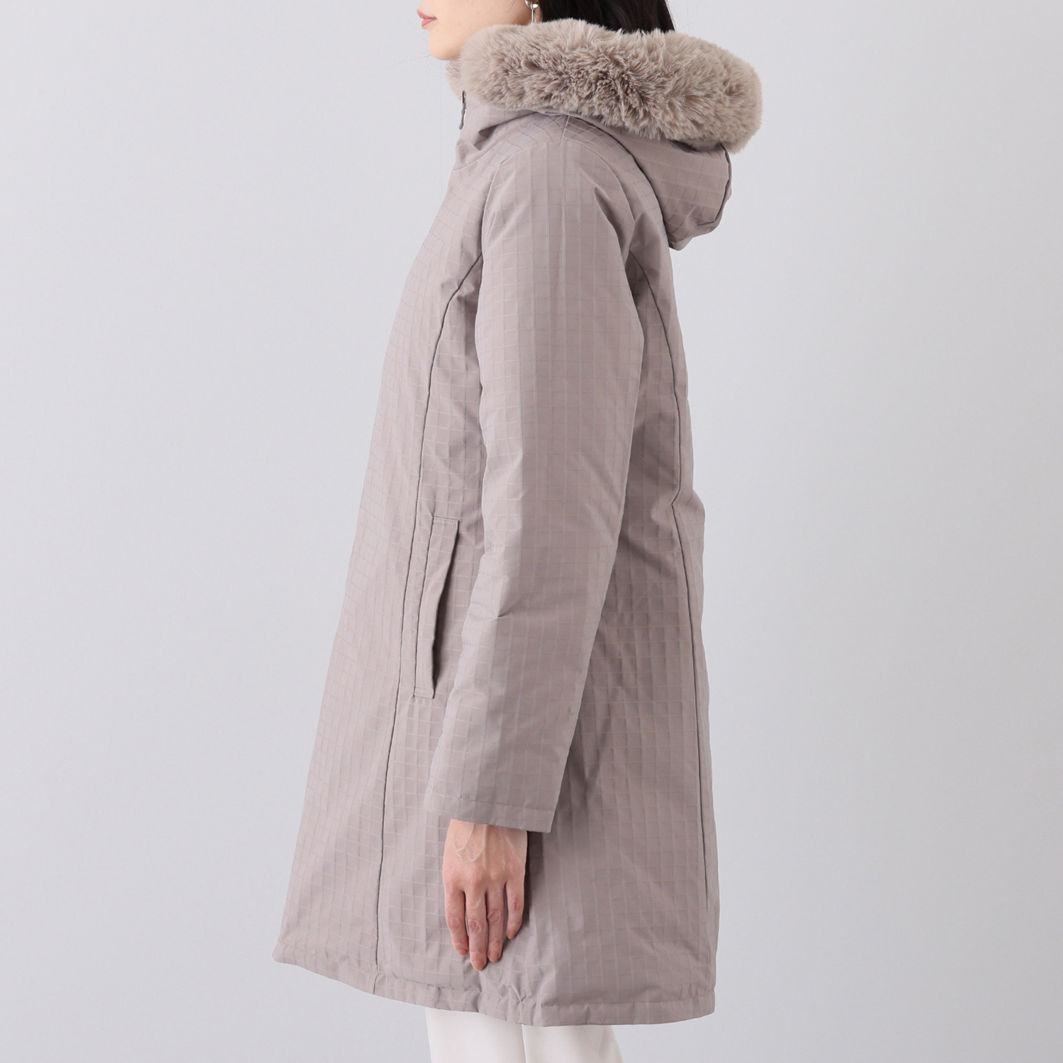 メルヴェイユ　ヴァント エコファー付 軽量リバーシブル フードダウンコート