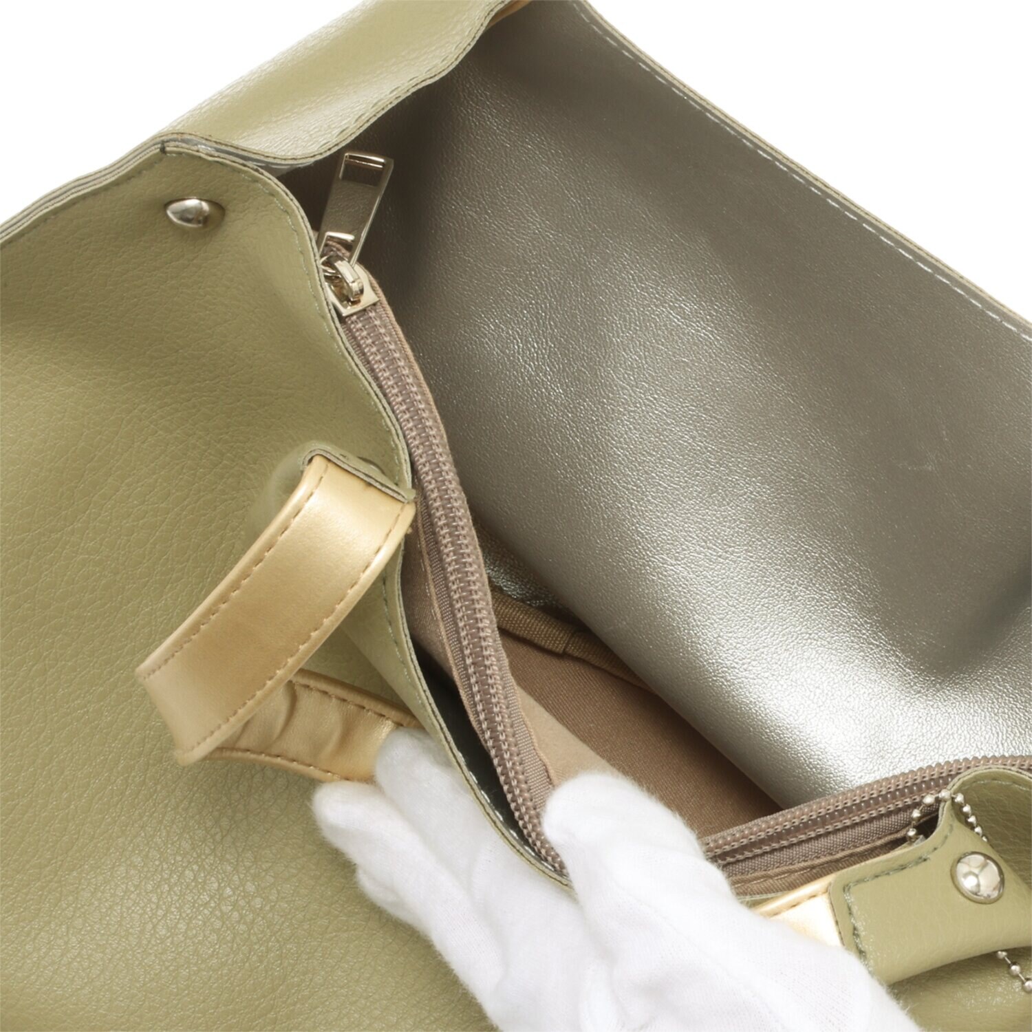 ラルジュ チャーム付 軽量 フェイクレザー ハンドバッグ