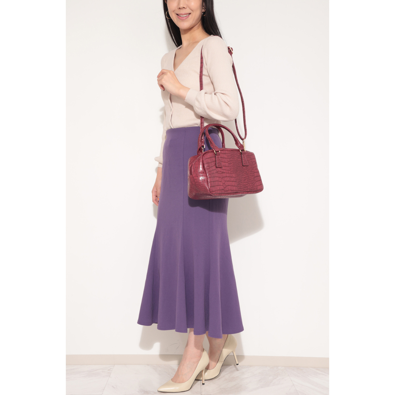 ラルジュ リアルな高級感！ クロコダイル型押し フェイクレザー ２ウェイ スクエアボストンバッグ