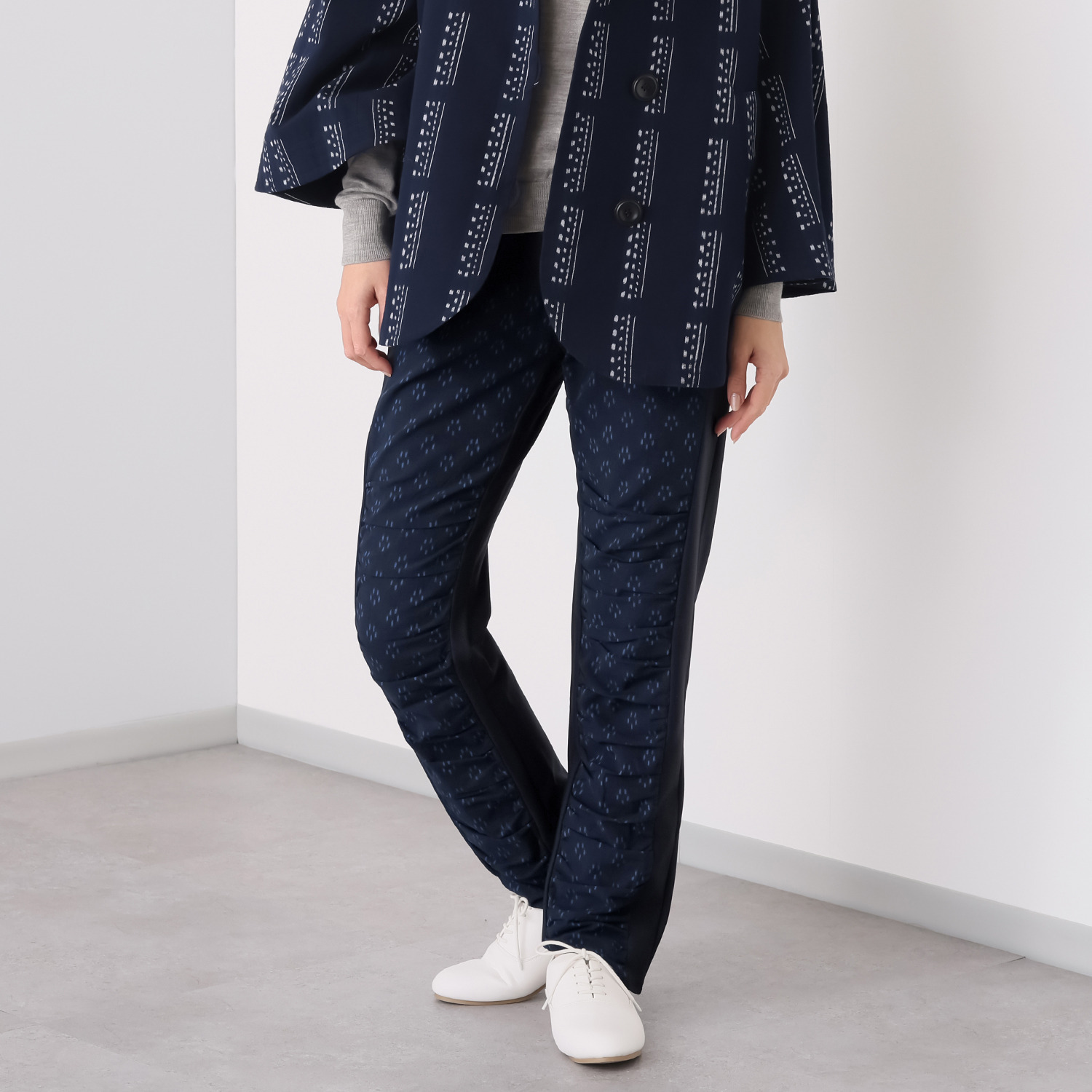 オカモト商店 ギエモン 久留米かすり ストレッチパンツ