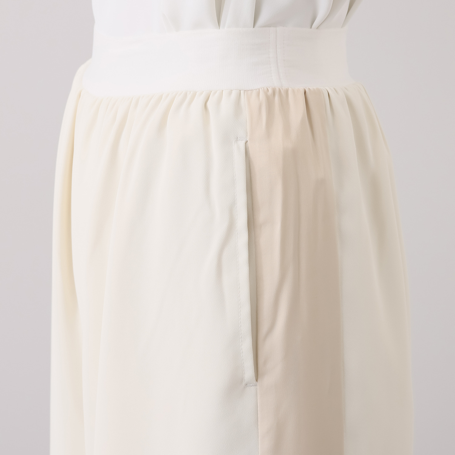 ボンボン・エ・ショコラ サイドラインパンツ