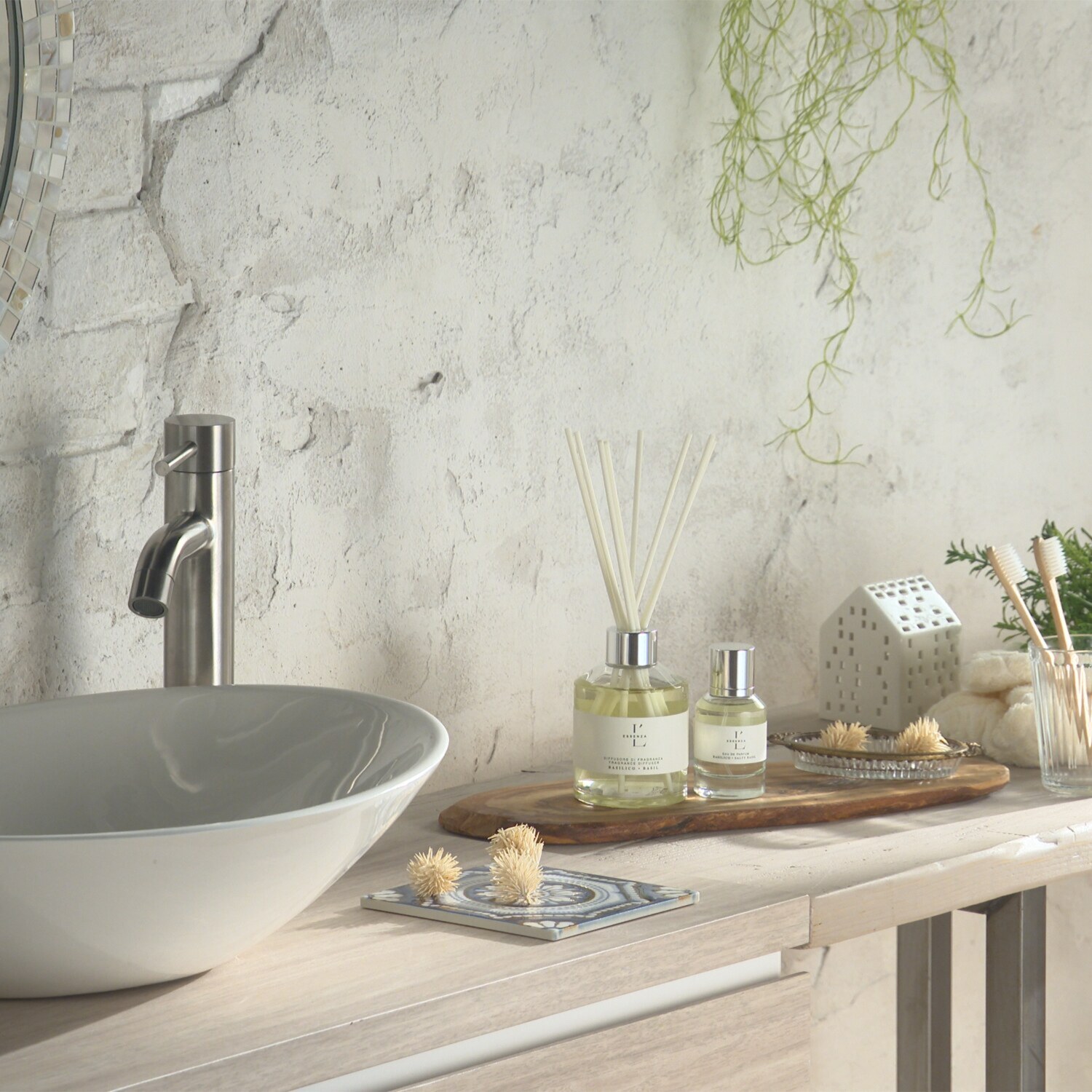 エッセンツァ　プルサンテ イタリア・ミラノ発 フレグランスブランド オードトワレ ＜ポモドーロ＞ （香水）