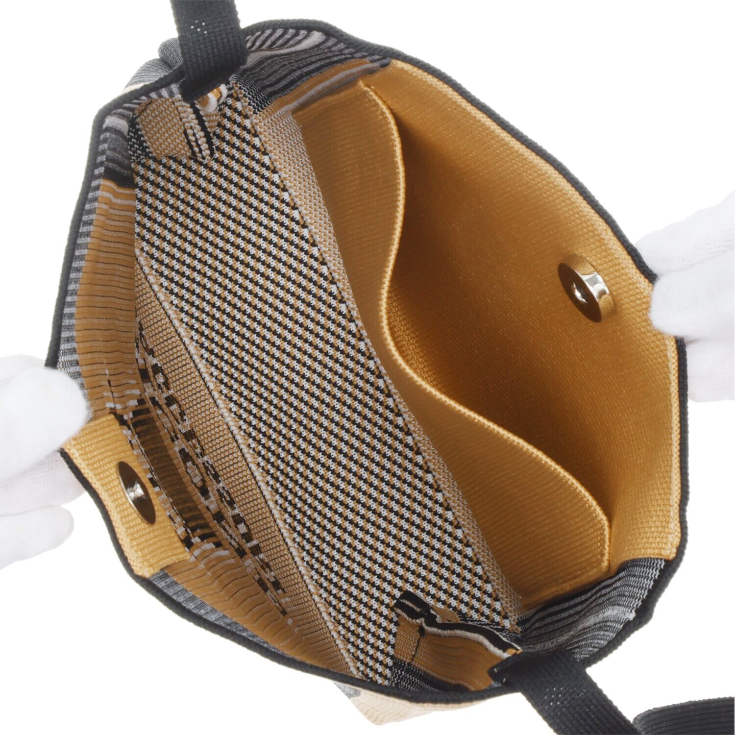 ピッコーネ アッチェッソーリ ニットポシェット