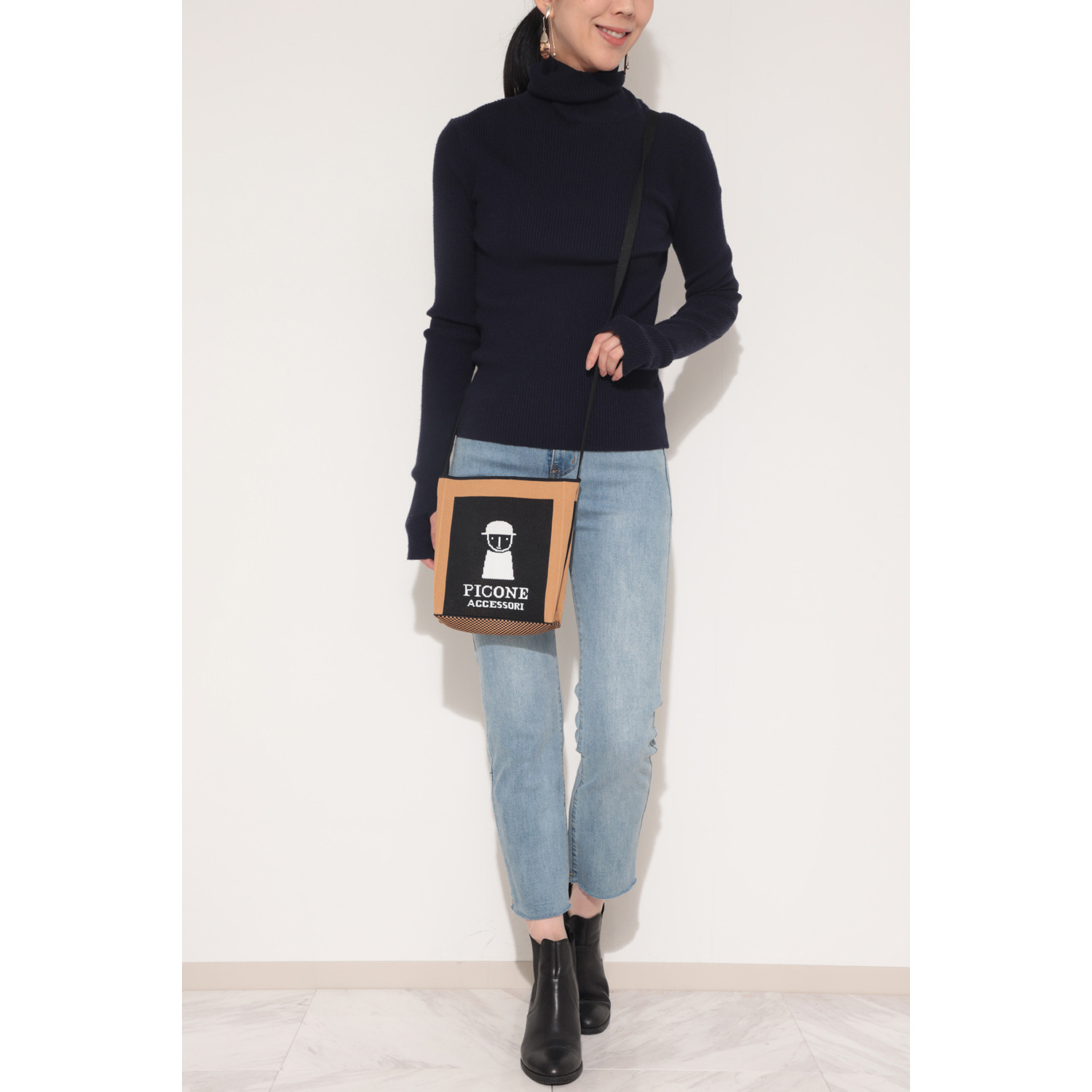 ピッコーネ アッチェッソーリ ニットポシェット