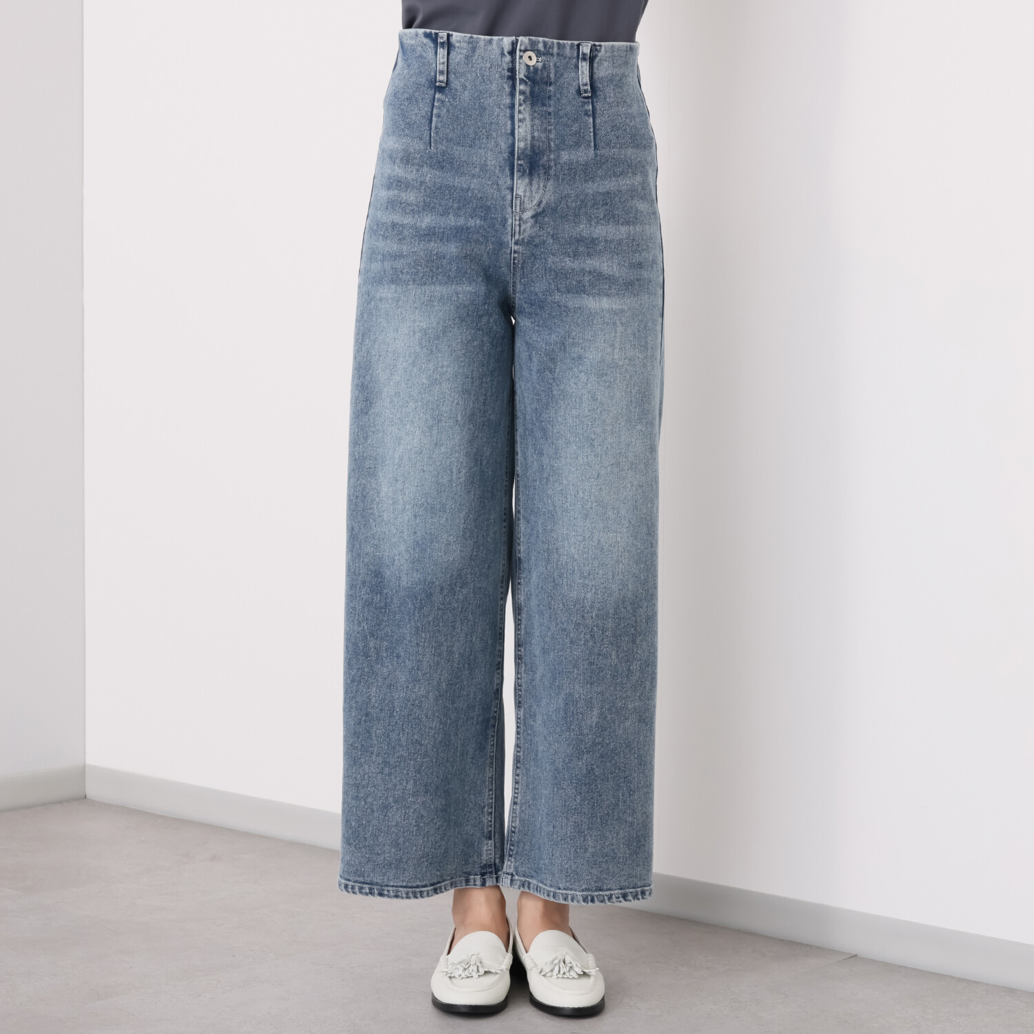 イロプライム デニムパンツ