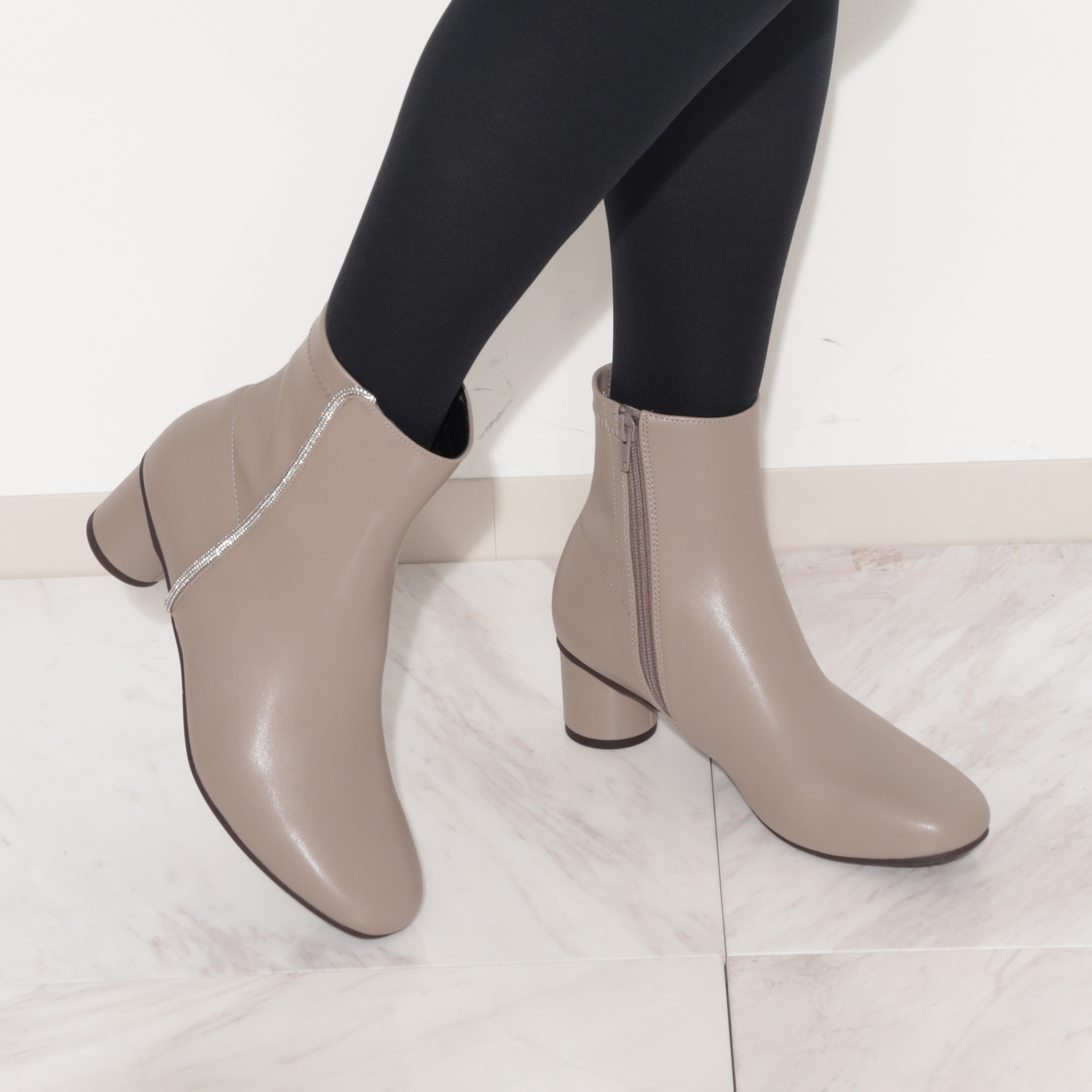 オリエンタルトラフィック ラインストーン切替 ショートブーツ