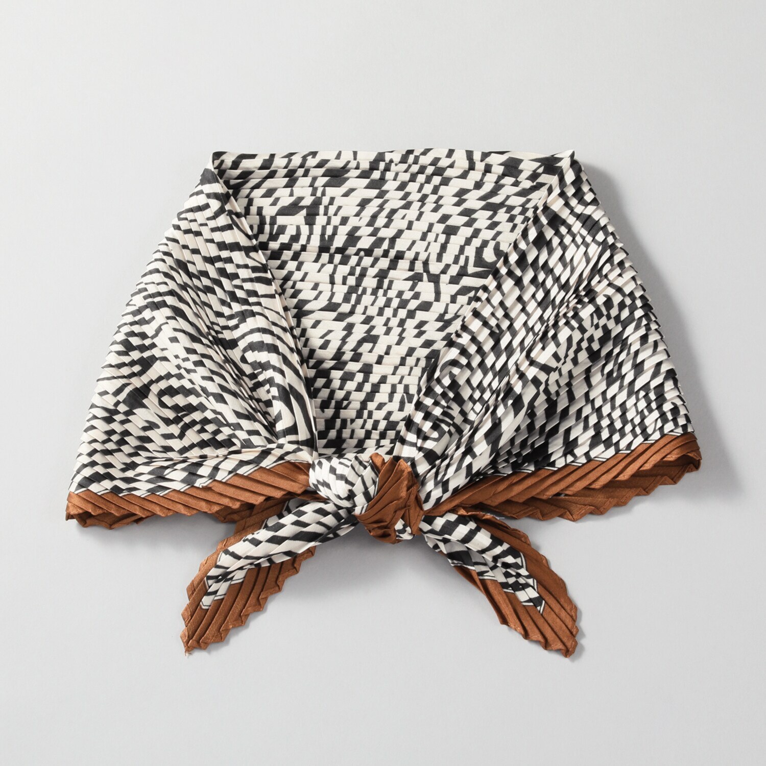 クーコ プリーツスカーフ