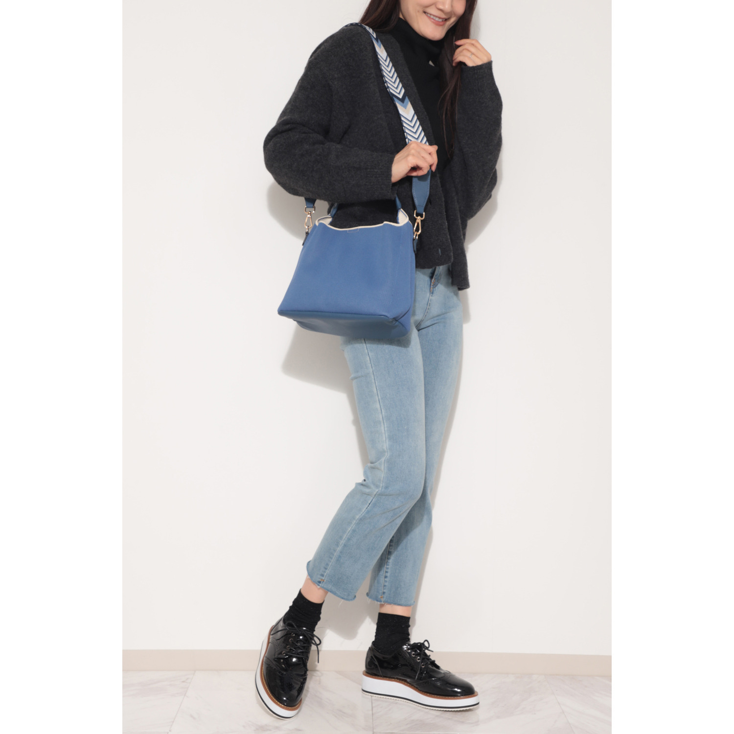 ラルジュ かわいい柄ストラップ！ 両アオリ仕様 ２ウェイバッグ