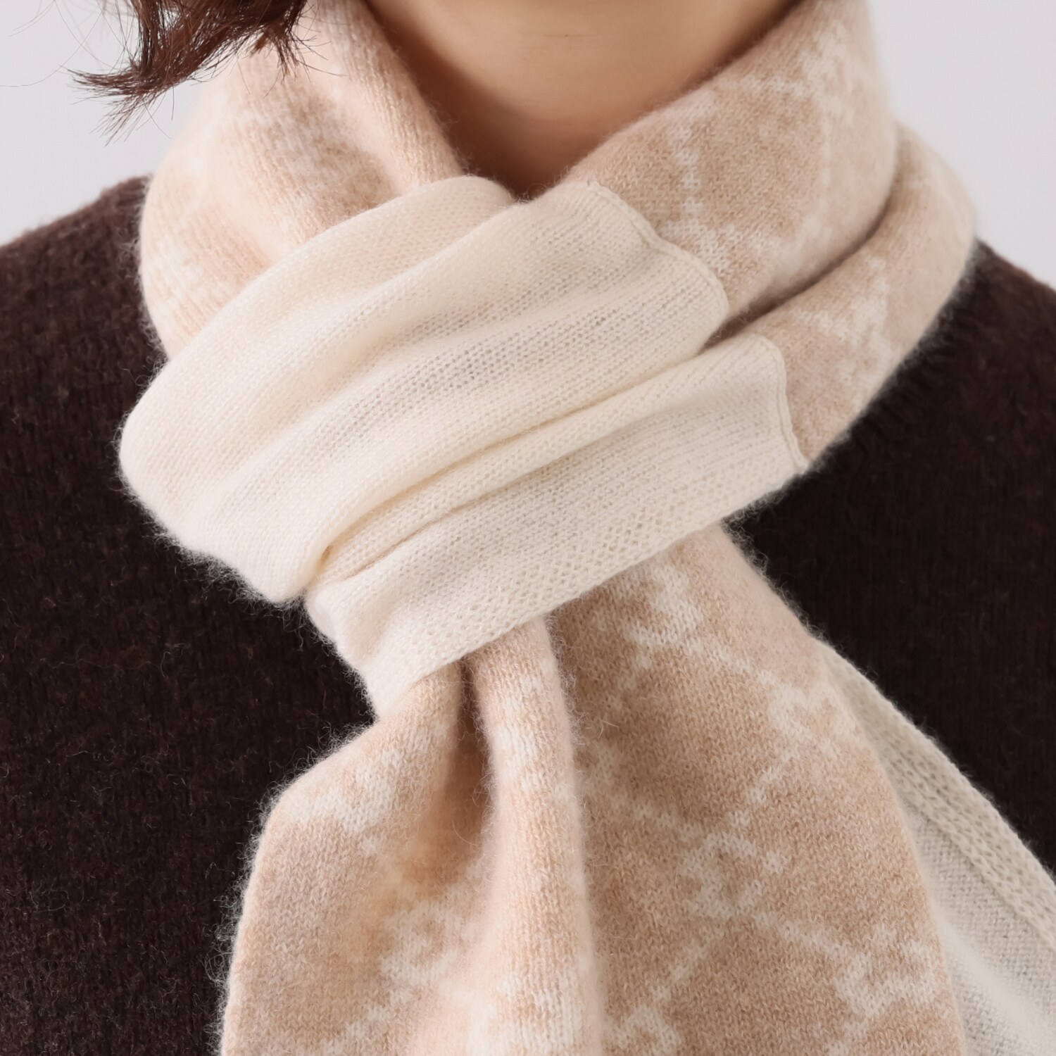 ミラ・ショーン 内モンゴル産 カシミヤ１００％ ジャガードニットマフラー