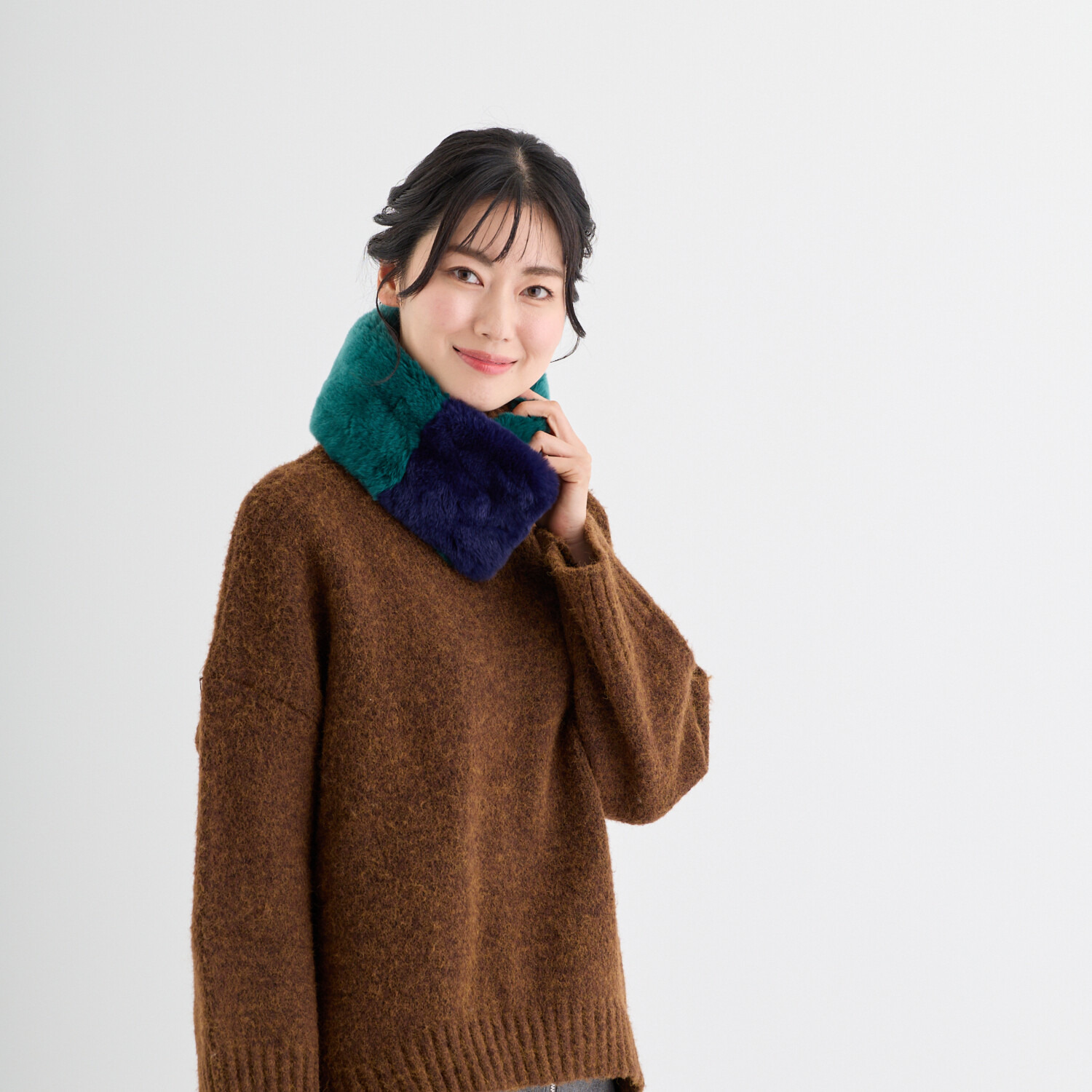 ミラ・ショーン レッキスファー バイカラーマフラー