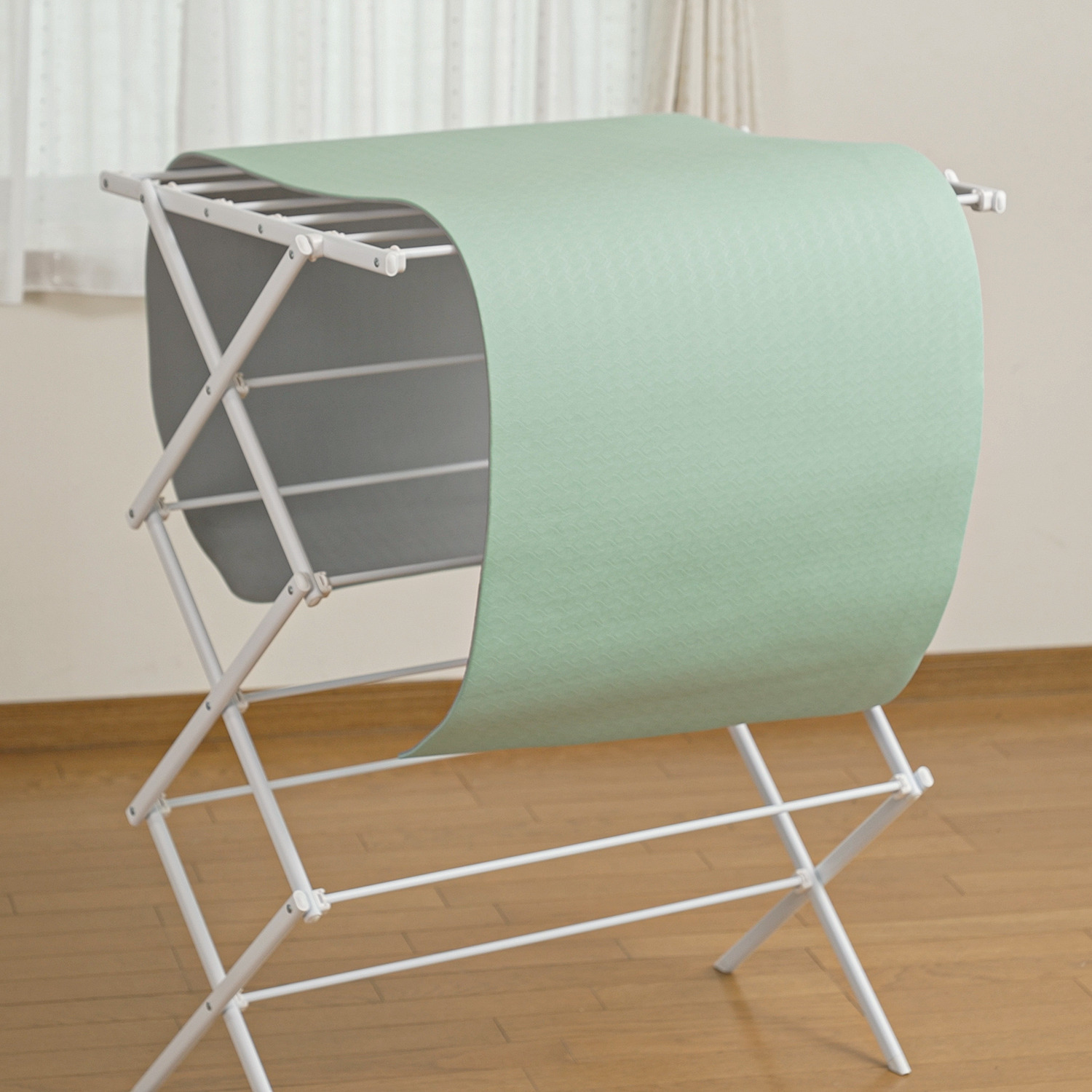 究極の工具不要♪ パーツをはめ込むだけで 簡単組み立ての 部屋干しアイテム！ クイックロック コンパクトスタンド物干し