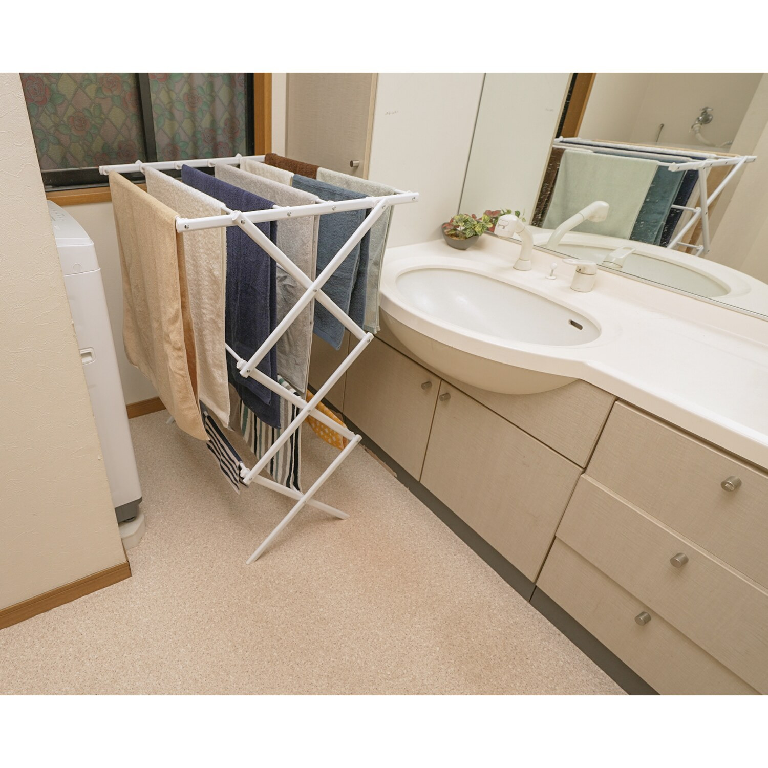 究極の工具不要♪ パーツをはめ込むだけで 簡単組み立ての 部屋干しアイテム！ クイックロック コンパクトスタンド物干し