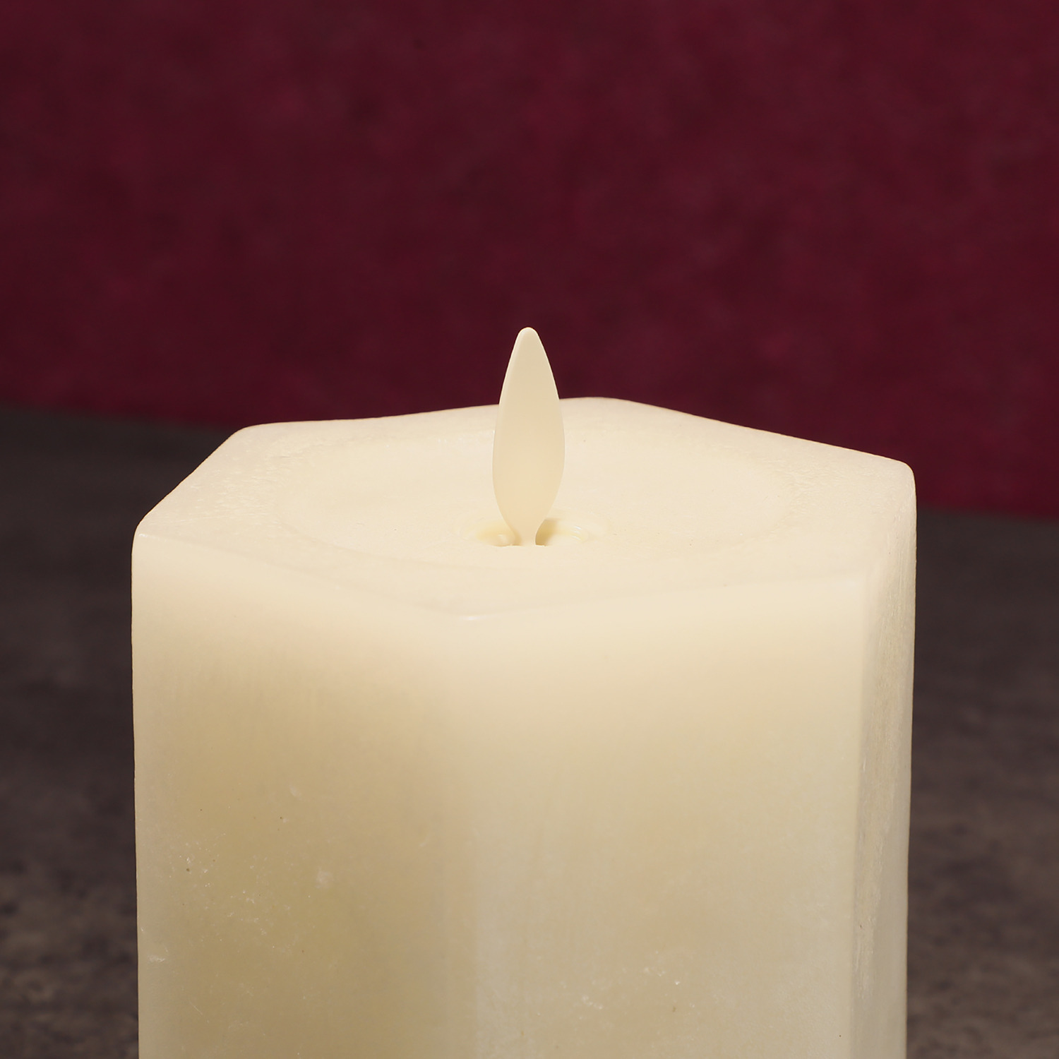 ムービングキャンドル ルナーテ “ヘキサゴン” オフホワイト２本セット